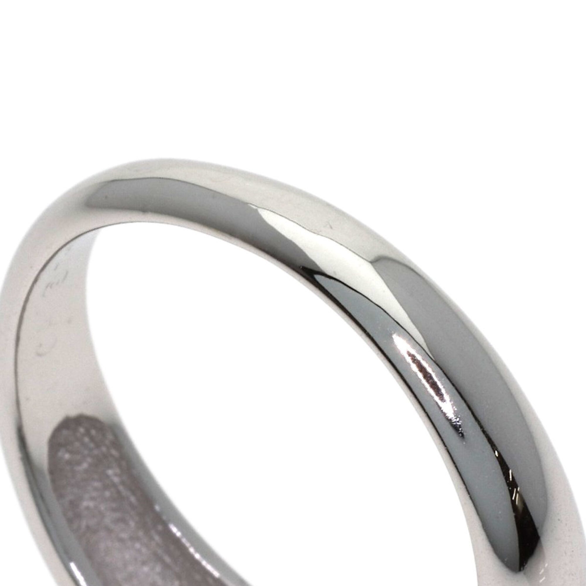 Van Cleef & Arpels White Gold (18K) Band Ring (Pre-Owned)