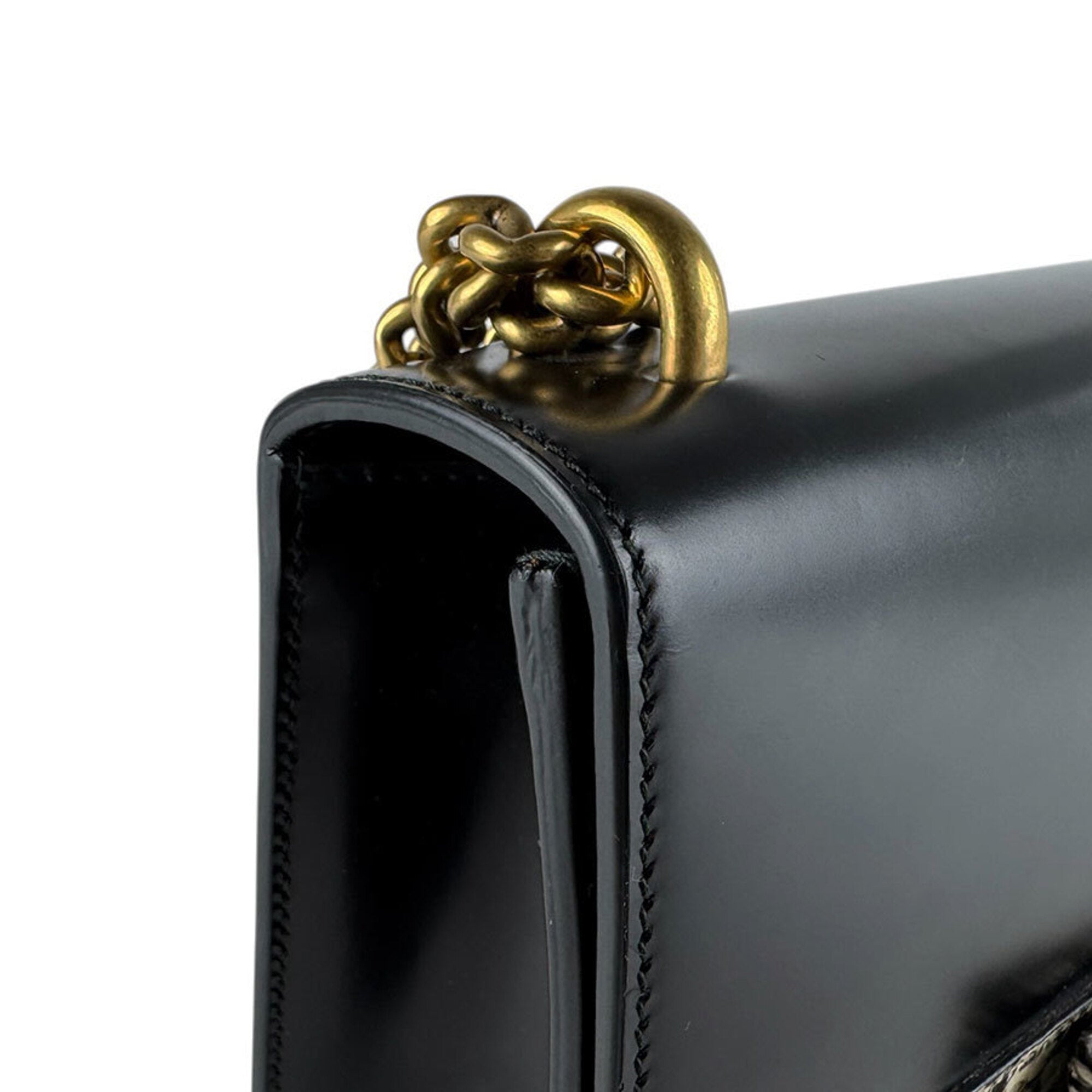 Gucci Black Leather Shoulder Bag (Pre-Owned)