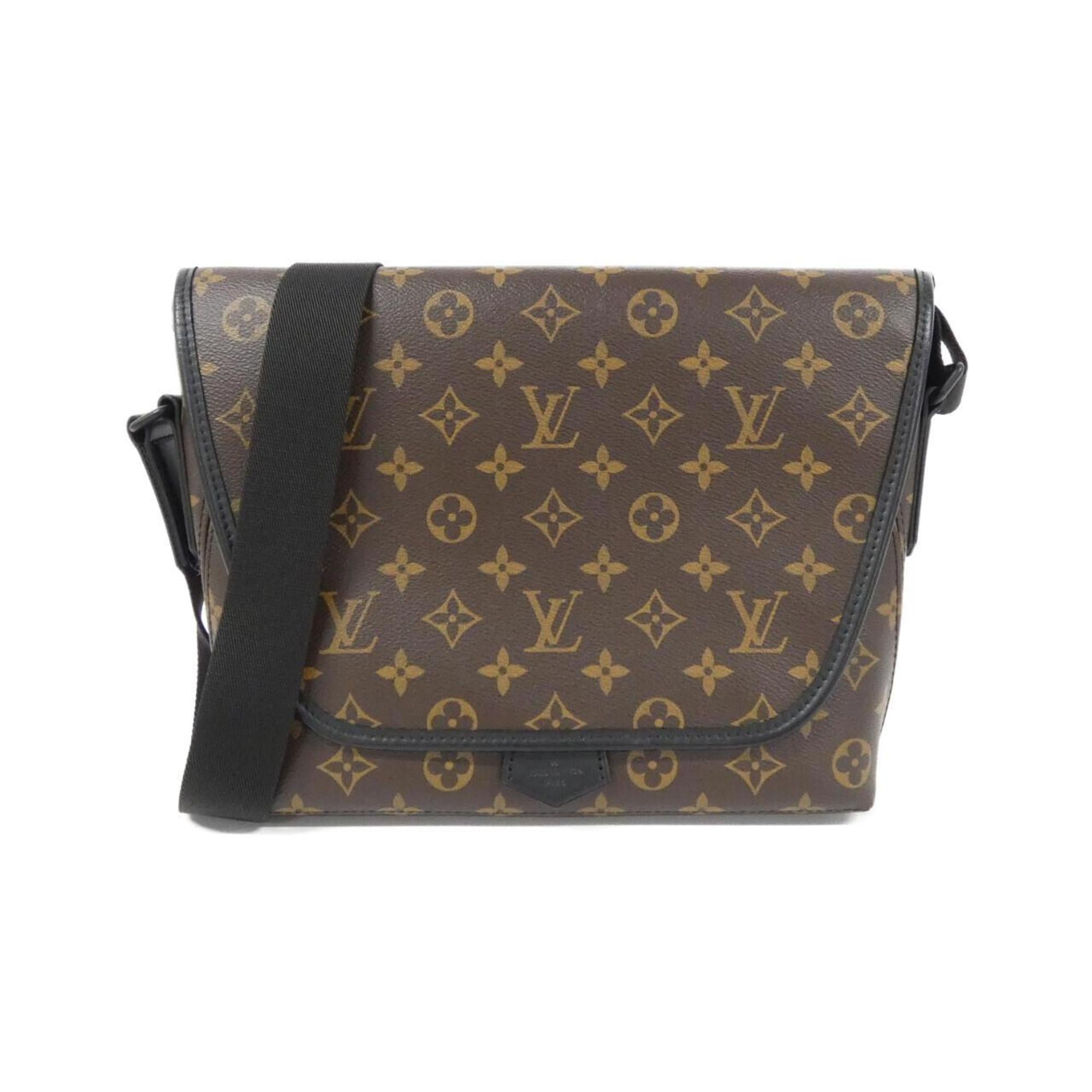 Louis Vuitton Marron Coated Canvas Shoulder Bag (Pre-Owned)
