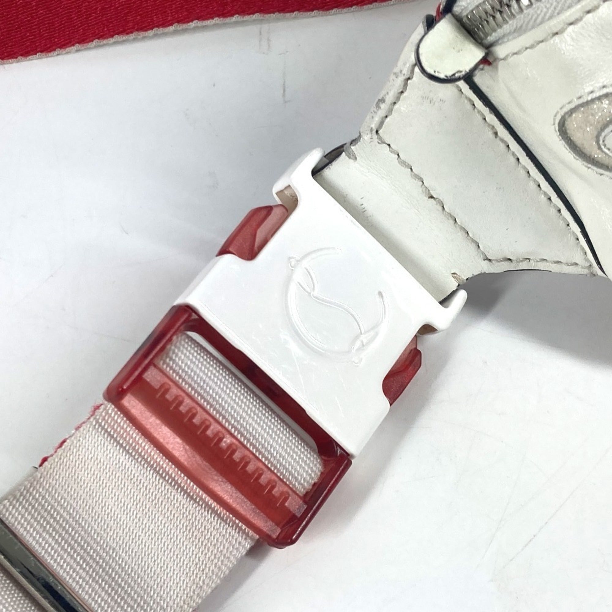 Christian Louboutin Red Color White Leather Shoulder Bag Sling Bag (Pre-Owned)