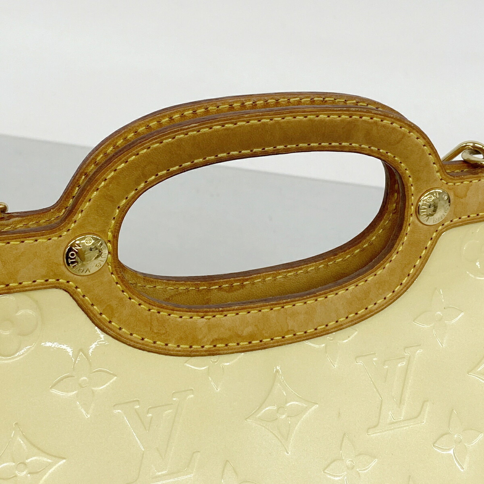 Louis Vuitton Pearl Handbag (Pre-Owned)