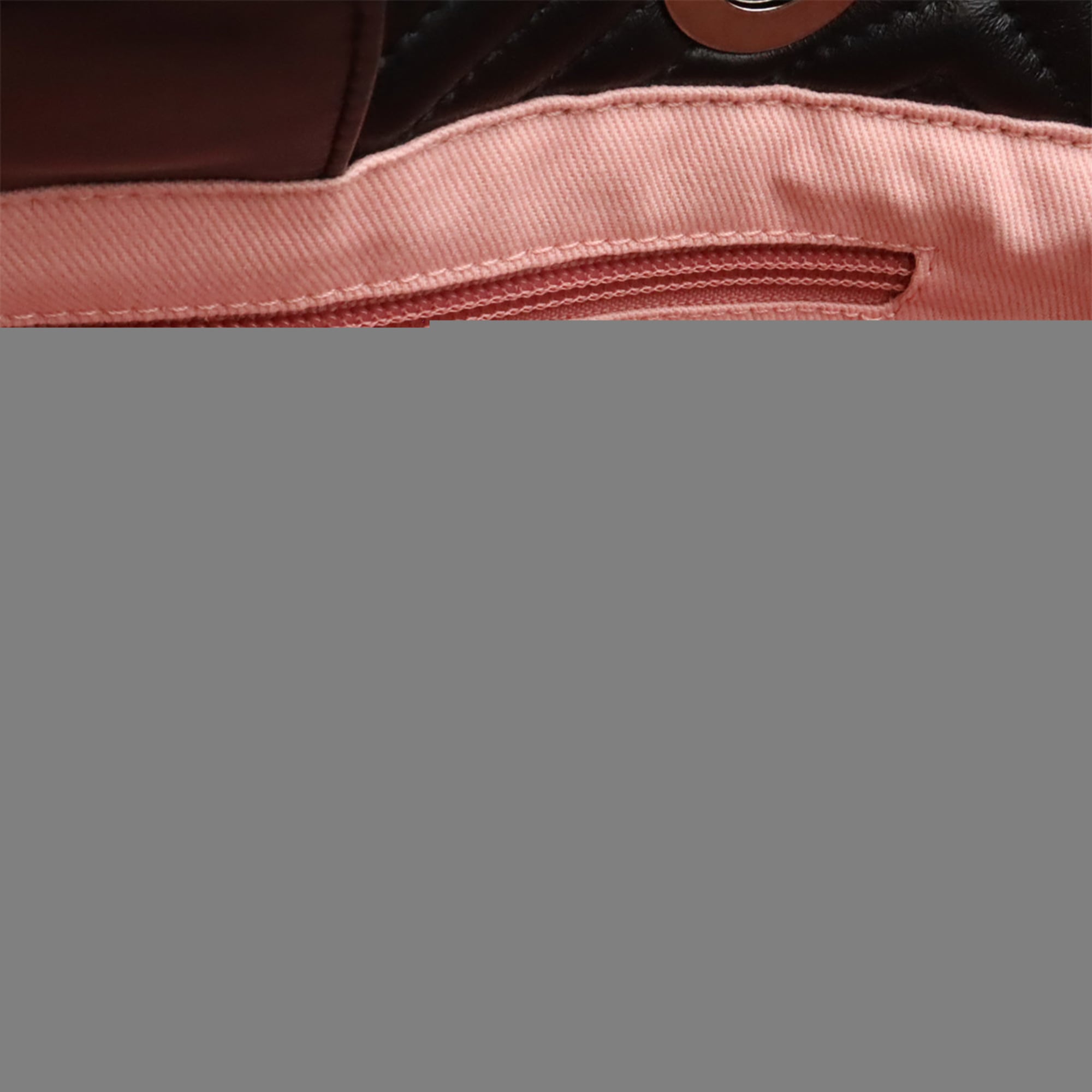 Bally Black Leather Handbag (Pre-Owned)