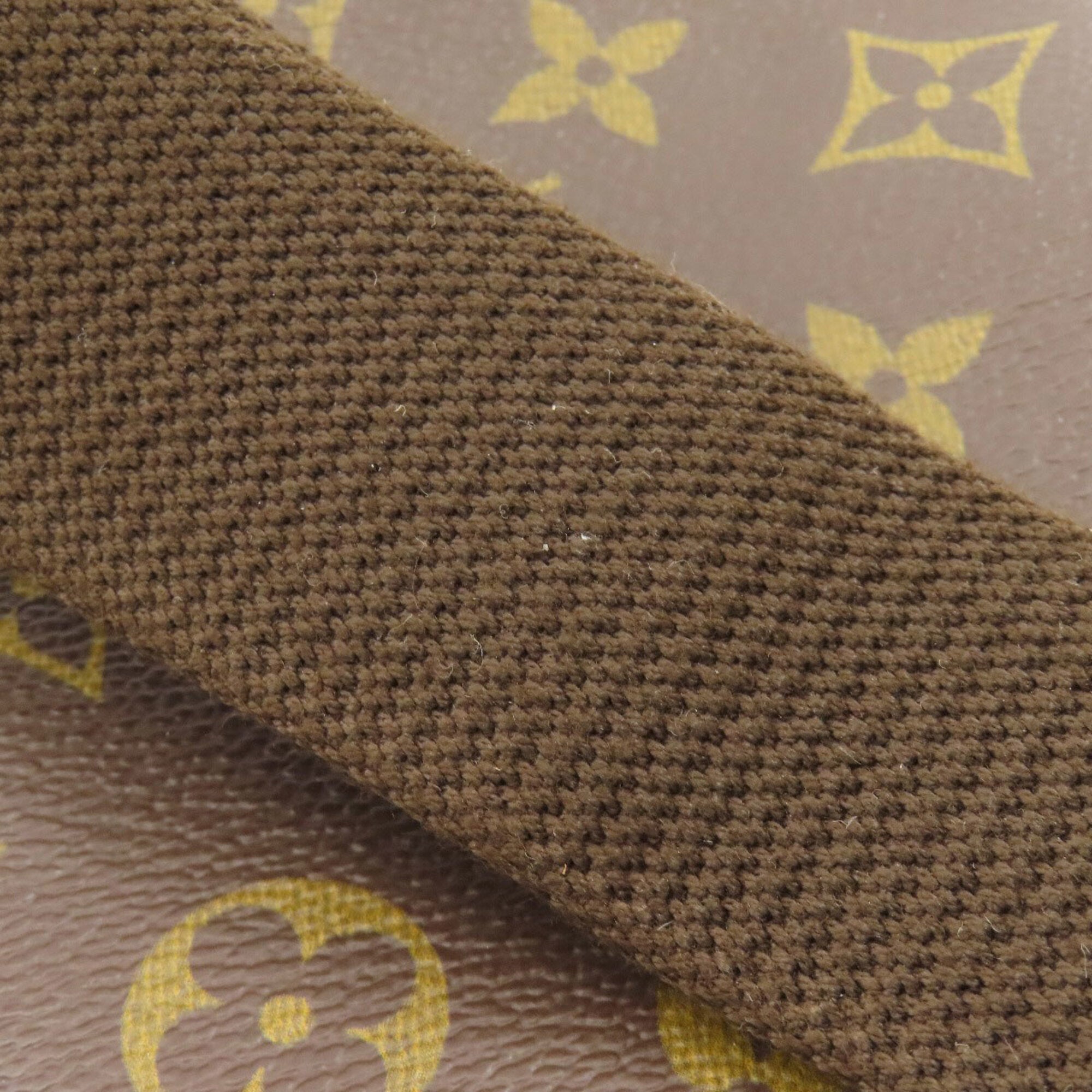 Louis Vuitton Monogram Monogram Monogram Pochette Sling Bag (Pre-Owned)
