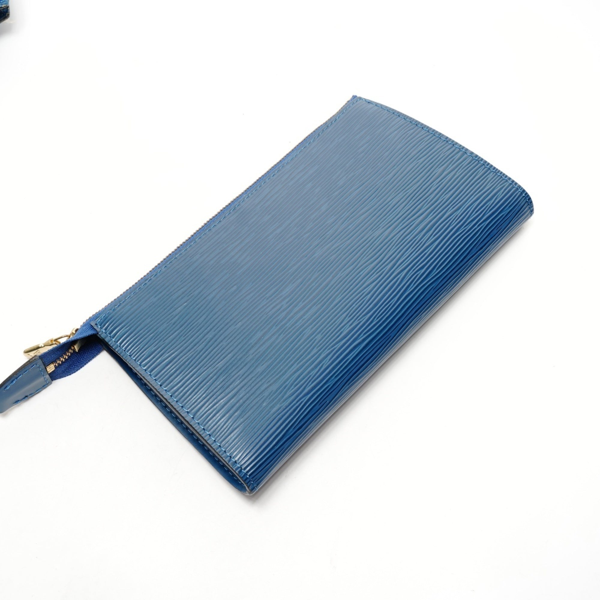 Louis Vuitton Blue Epi Leather Shoulder Bag (Pre-Owned)
