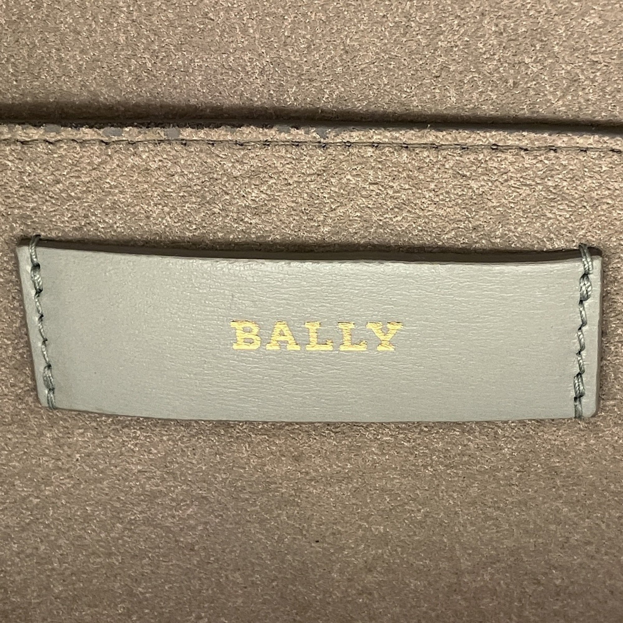 Bally Gray Leather Handbag (Pre-Owned)