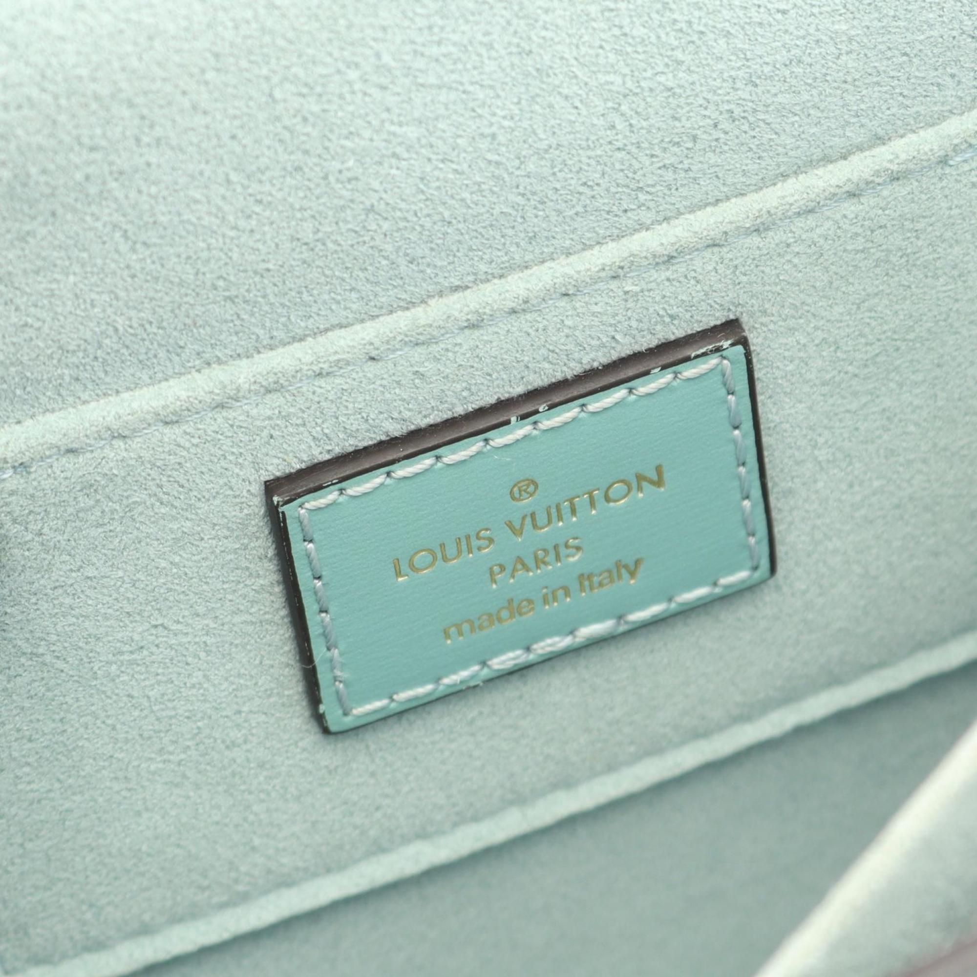 Louis Vuitton Green Leather Shoulder Bag (Pre-Owned)