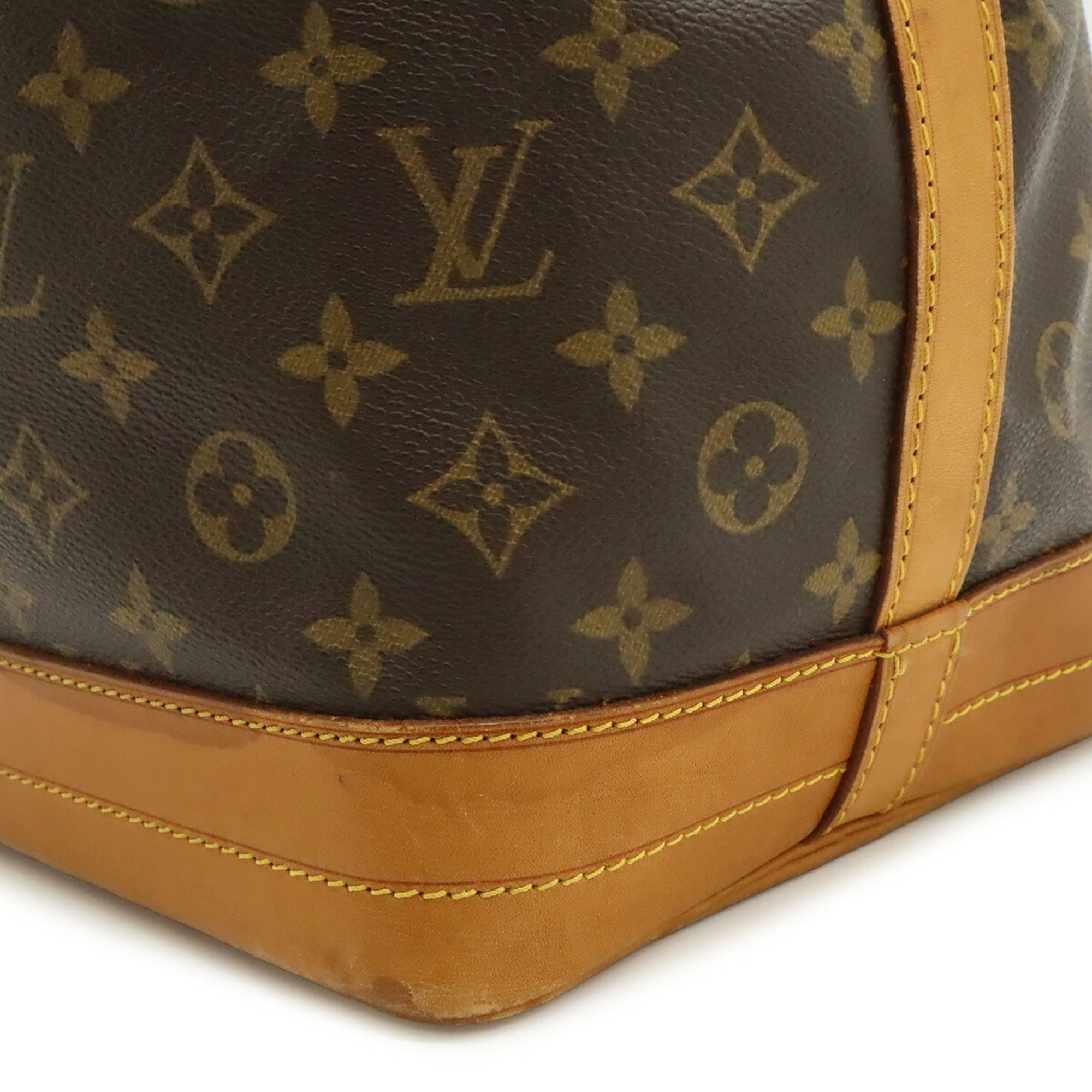 Louis Vuitton Brown Monogram Canvas Shoulder Bag (Pre-Owned)