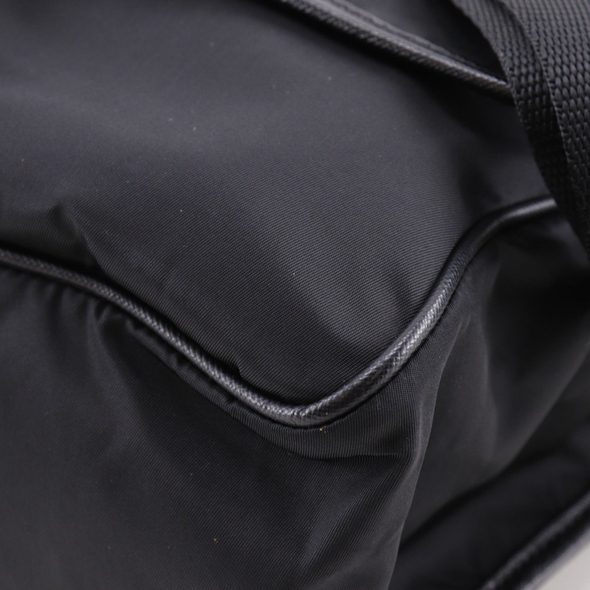 Prada Black Nero Nylon Shoulder Bag (Pre-Owned)