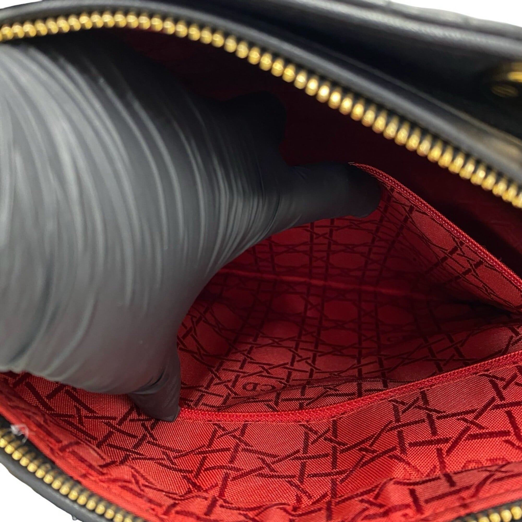 Christian Dior Black Leather Handbag (Pre-Owned)