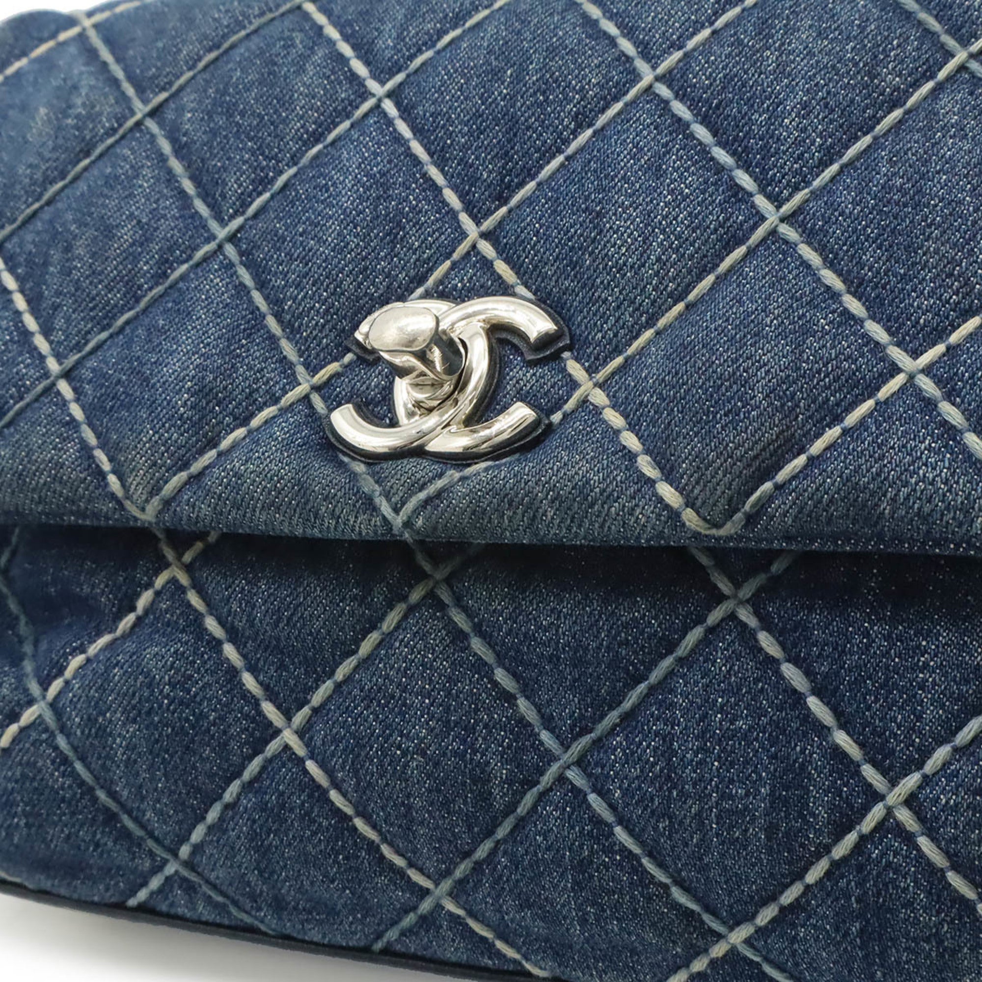 Chanel Wild Stitch Blue Denim Leather Handbag (Pre-Owned)