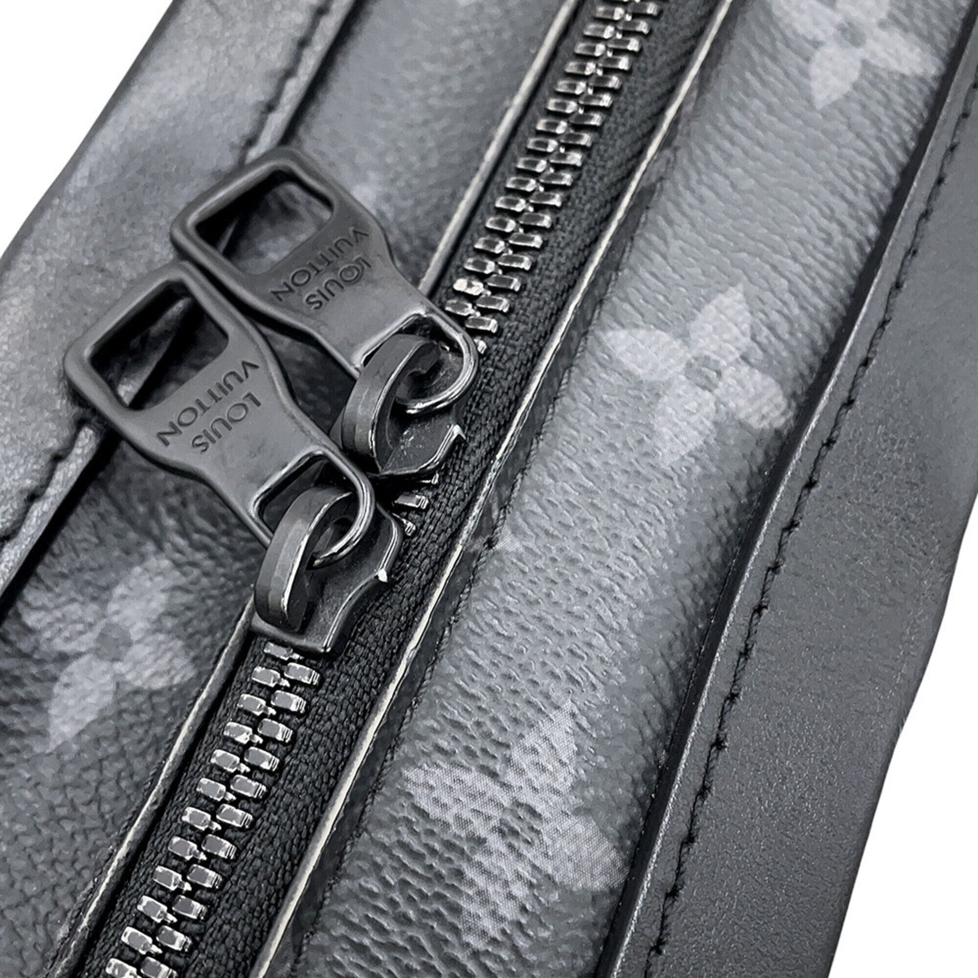 Louis Vuitton Black Monogram Eclipse Noir Monogram Eclipse Handbag Shoulder Bag (Pre-Owned)