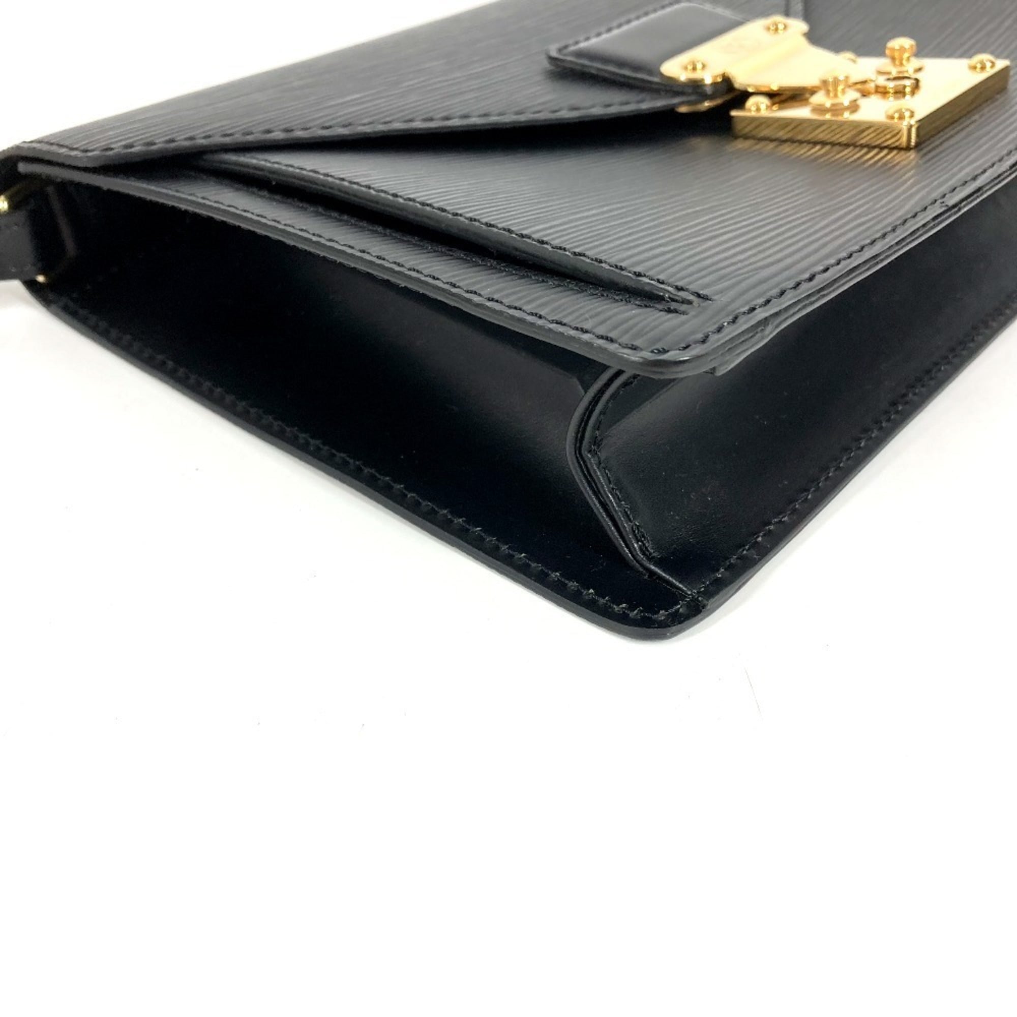 Louis Vuitton Black Noir Epi Leather Clutch Bag Pochette (Pre-Owned)