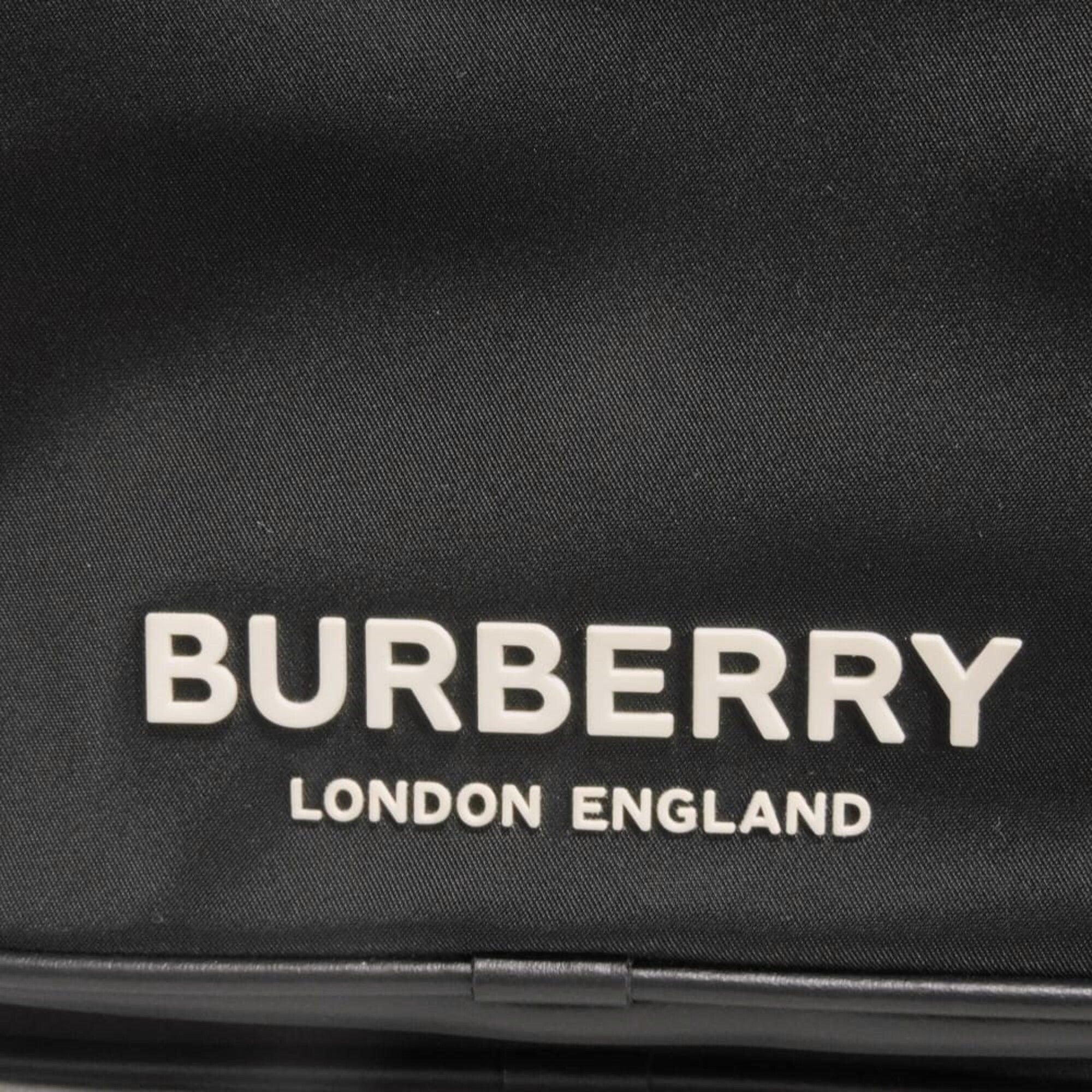 Burberry Black Nylon Shoulder Bag (Pre-Owned)