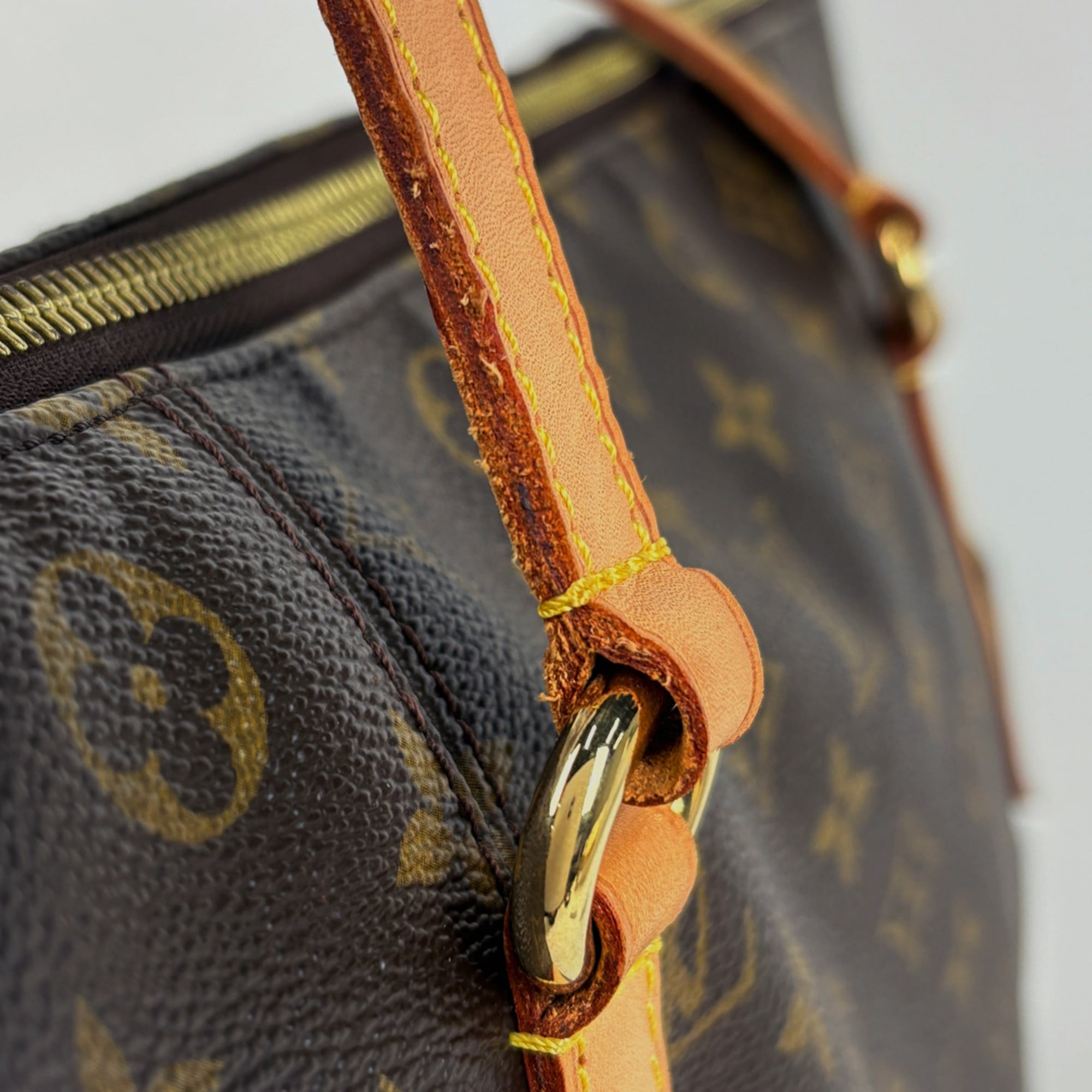 Louis Vuitton Brown Monogram Shoulder Bag Tote Bag (Pre-Owned)