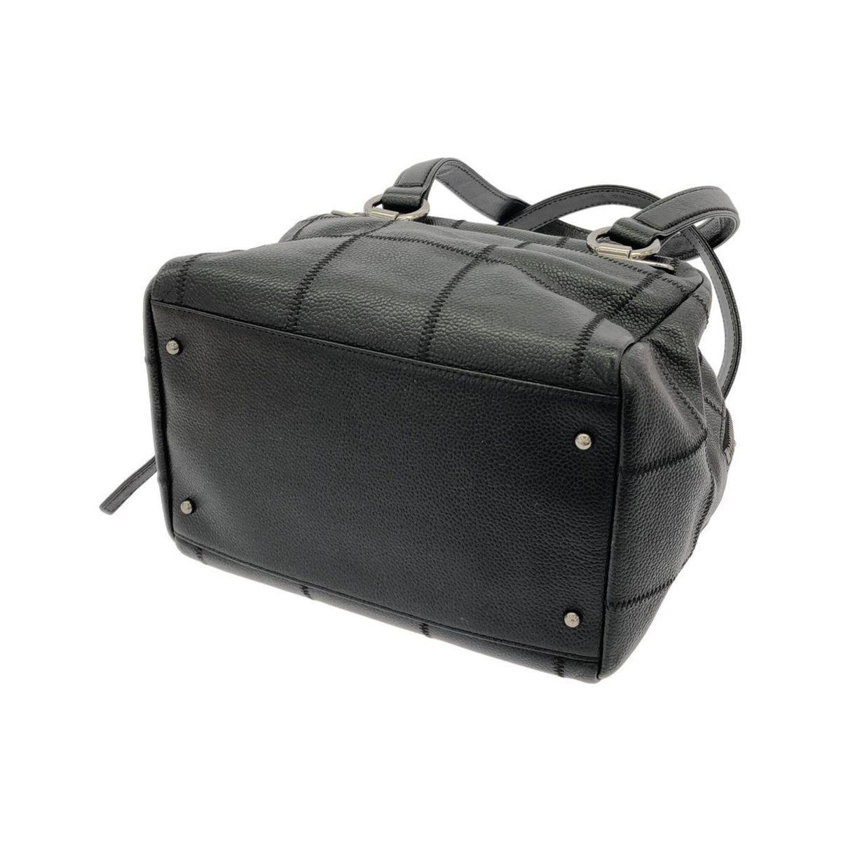 Chanel Black Grained Calfskin Shoulder Bag (Pre-Owned)