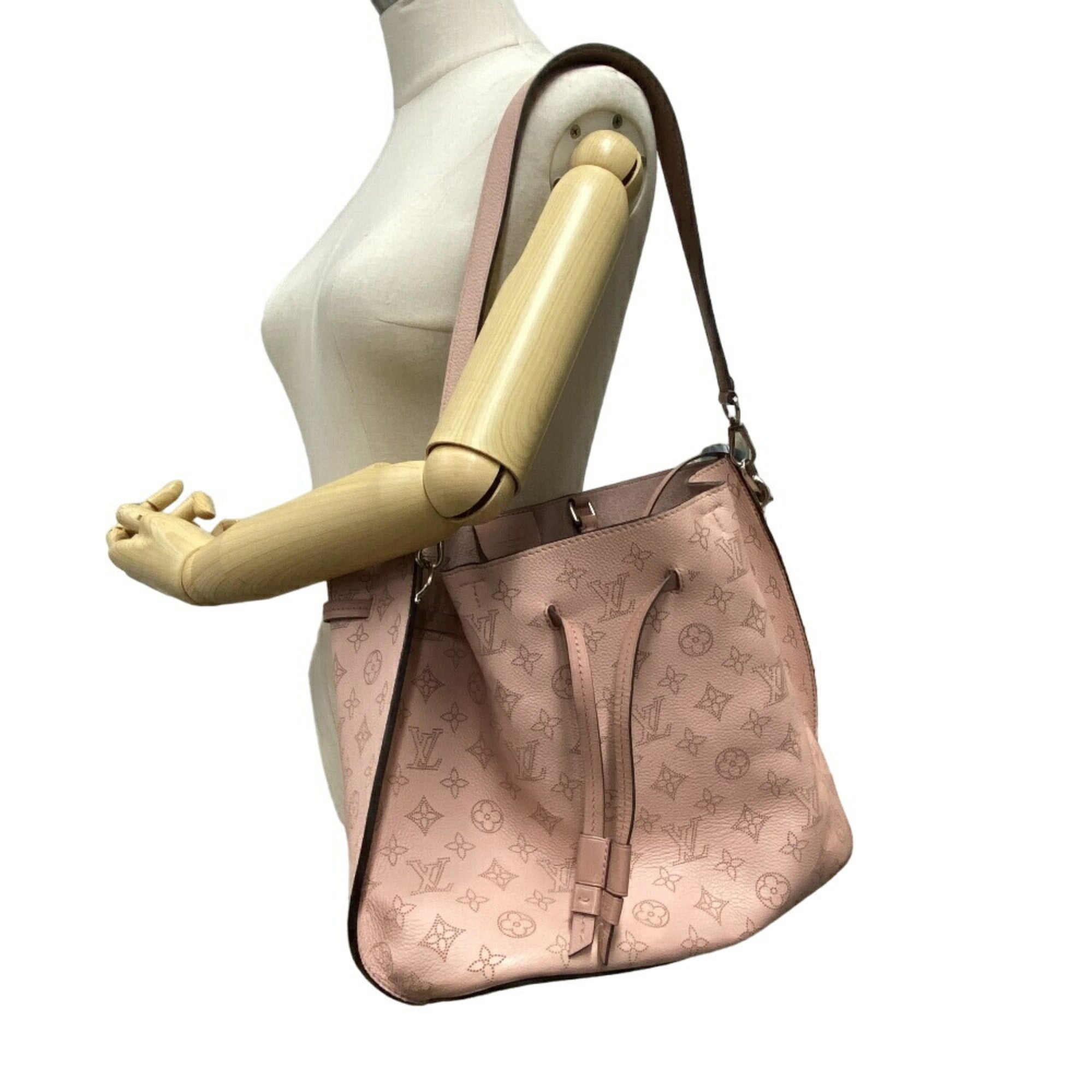 Louis Vuitton Mahina Pink Leather Handbag (Pre-Owned)