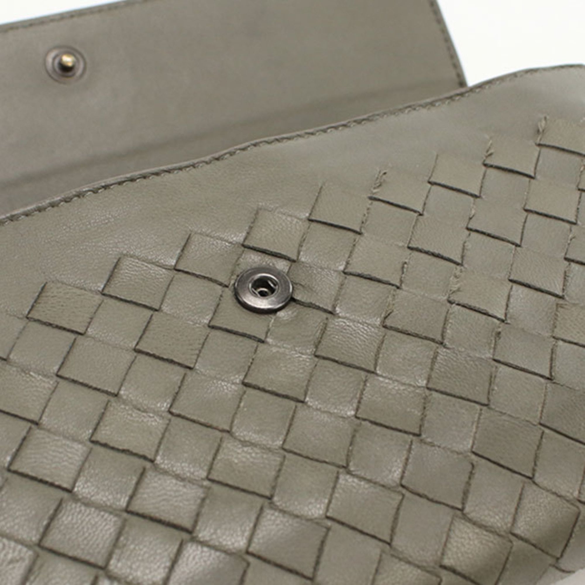 Bottega Veneta Intrecciato Khaki Leather Long Wallet (Bi-Fold) (Pre-Owned)