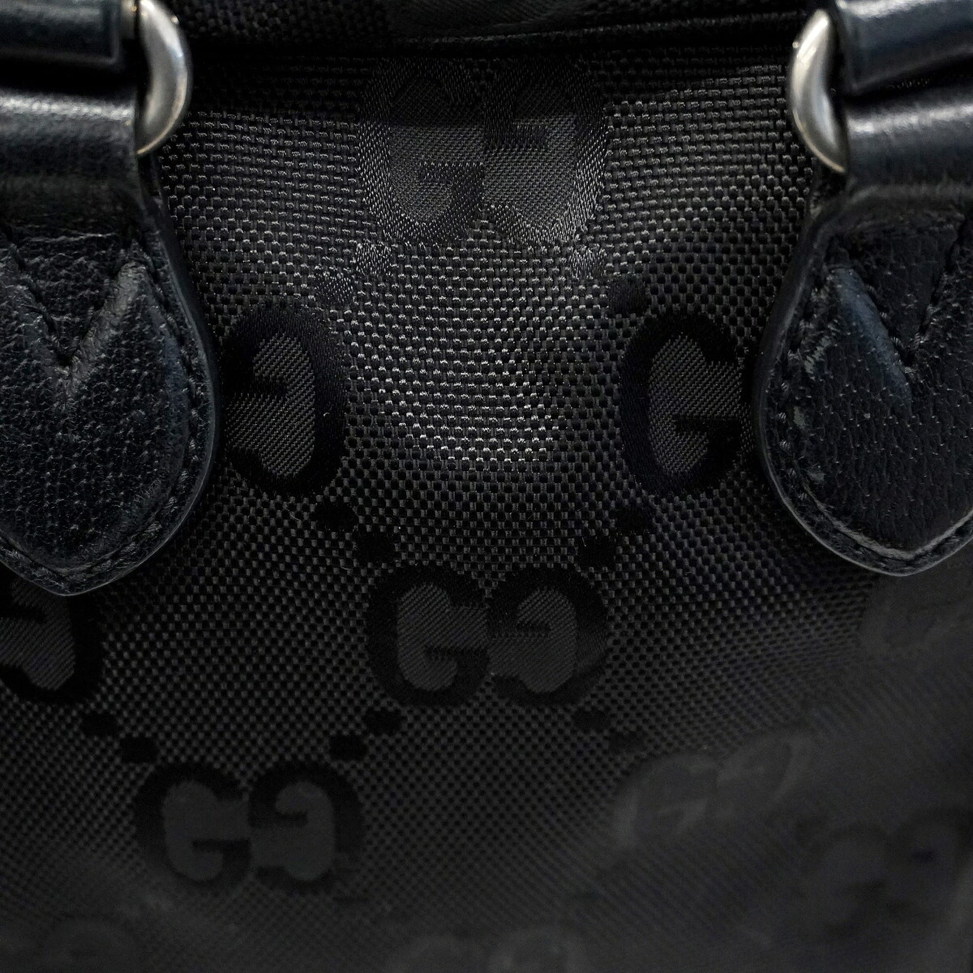 Gucci Black Nylon Handbag (Pre-Owned)
