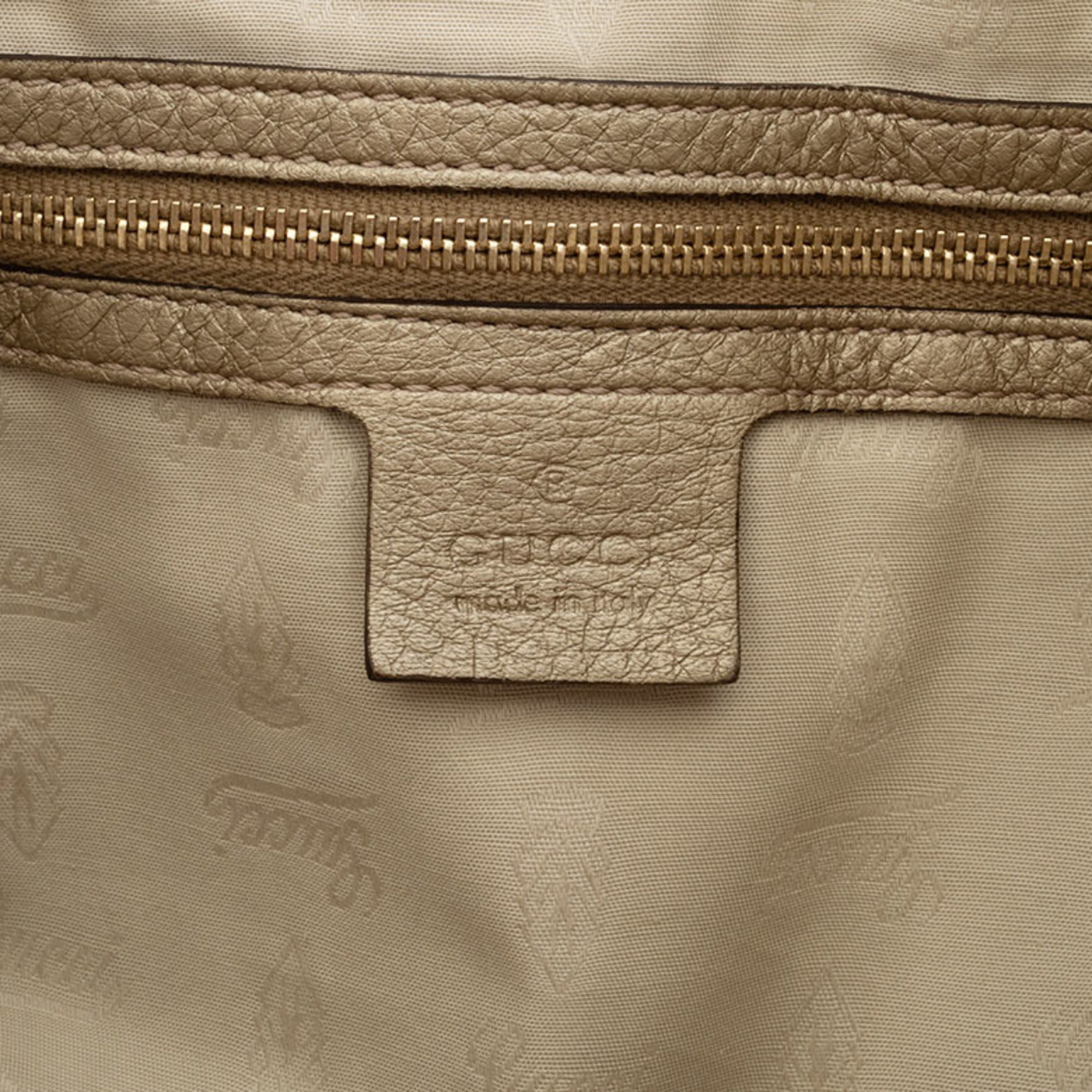 Gucci Gold Leather Shoulder Bag (Pre-Owned)