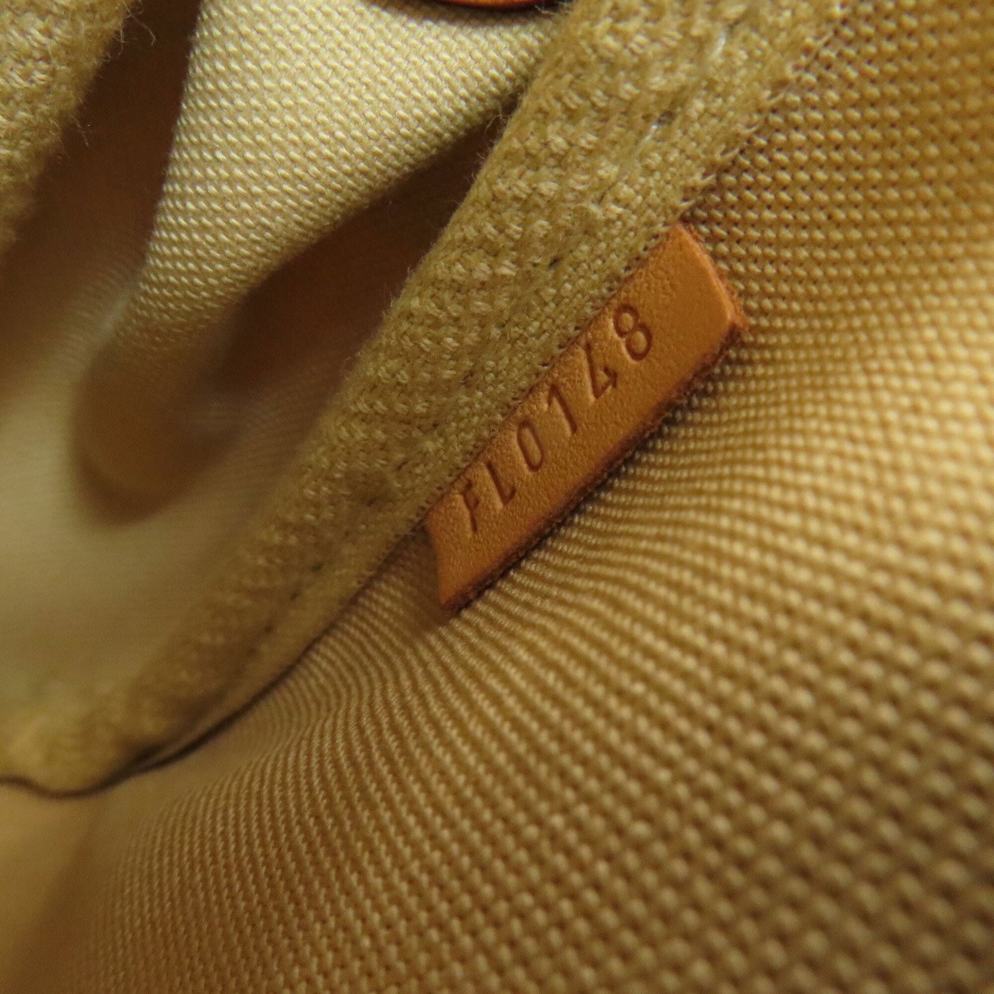 Louis Vuitton Damier Azur Damier Canvas Handbag (Pre-Owned)