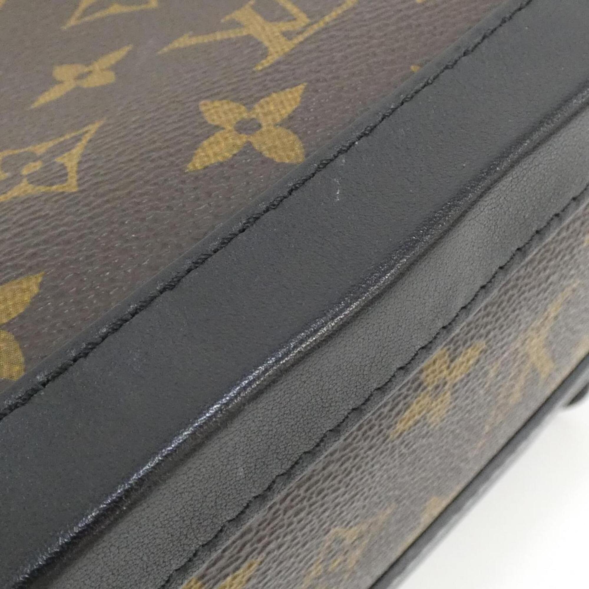 Louis Vuitton Marron Coated Canvas Shoulder Bag (Pre-Owned)