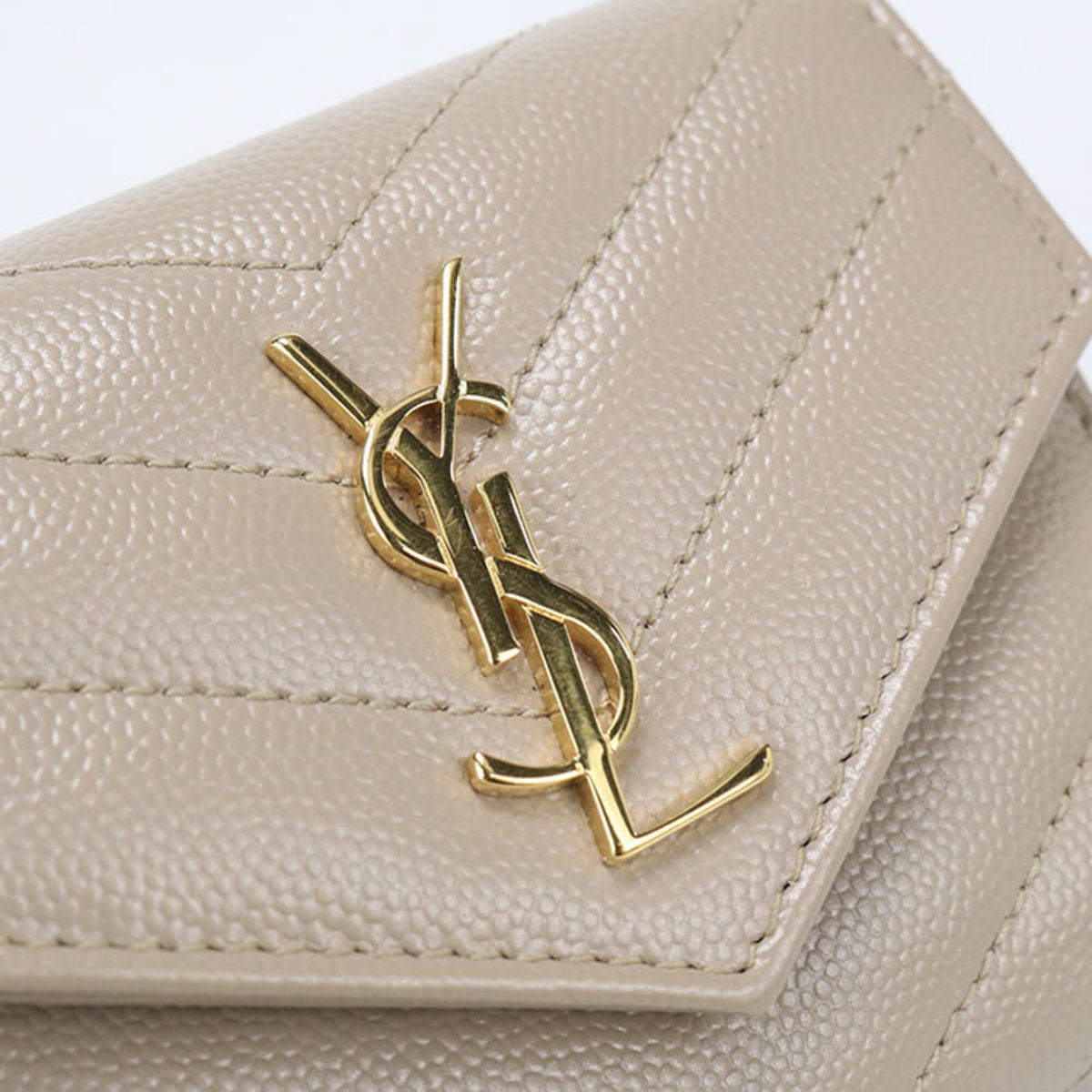 Saint Laurent Beige Leather Wallet (Tri-Fold) (Pre-Owned)