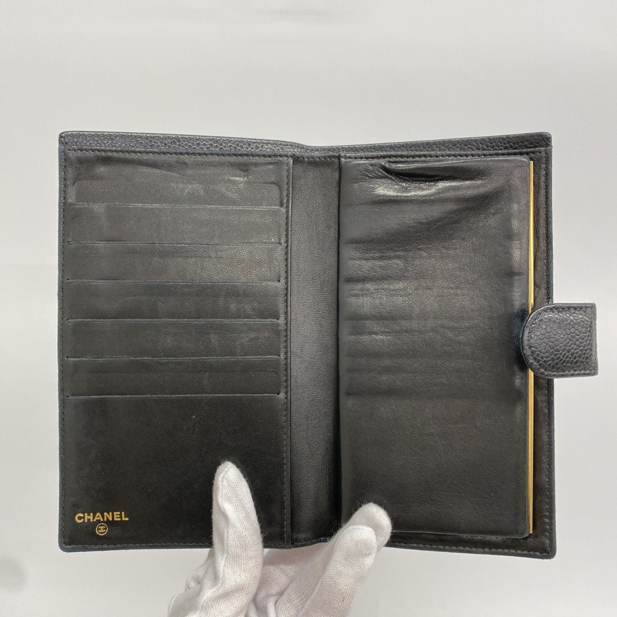 Chanel Black Grained Calfskin Long Wallet (Bi-Fold) (Pre-Owned)