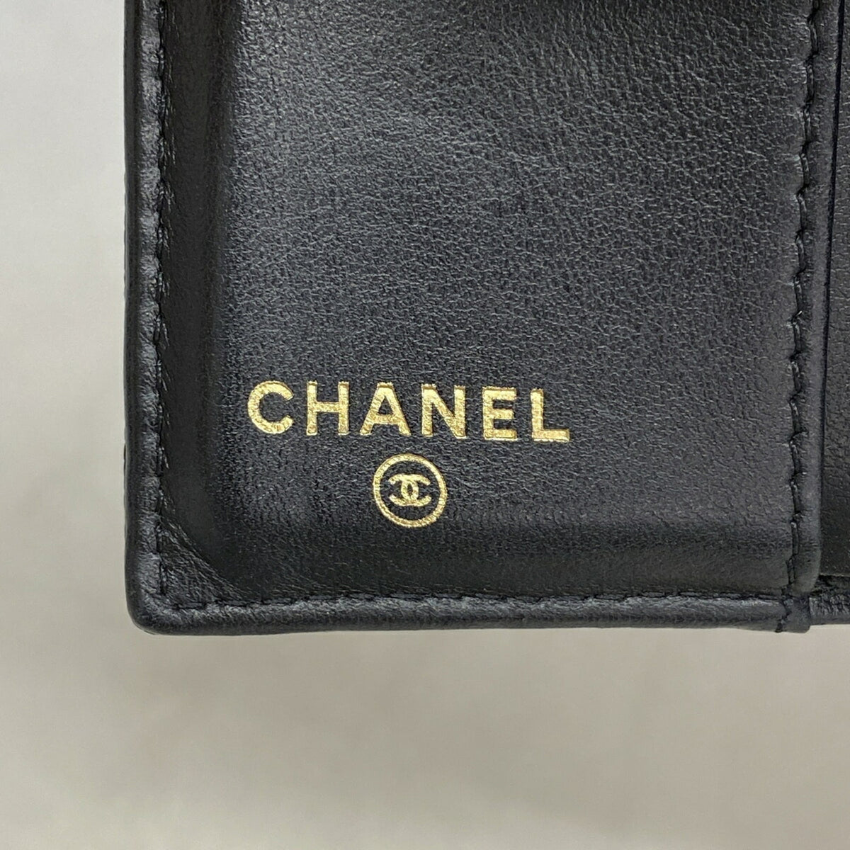 Chanel Black Grained Calfskin Wallet (Tri-Fold) (Pre-Owned)