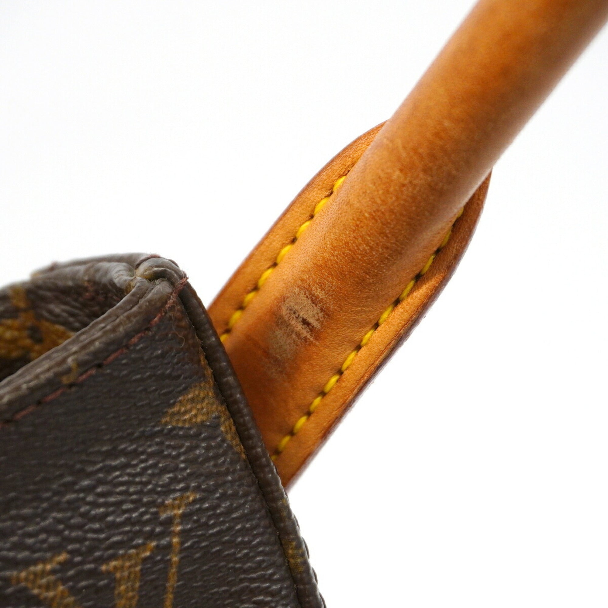 Louis Vuitton Brown Shoulder Bag (Pre-Owned)