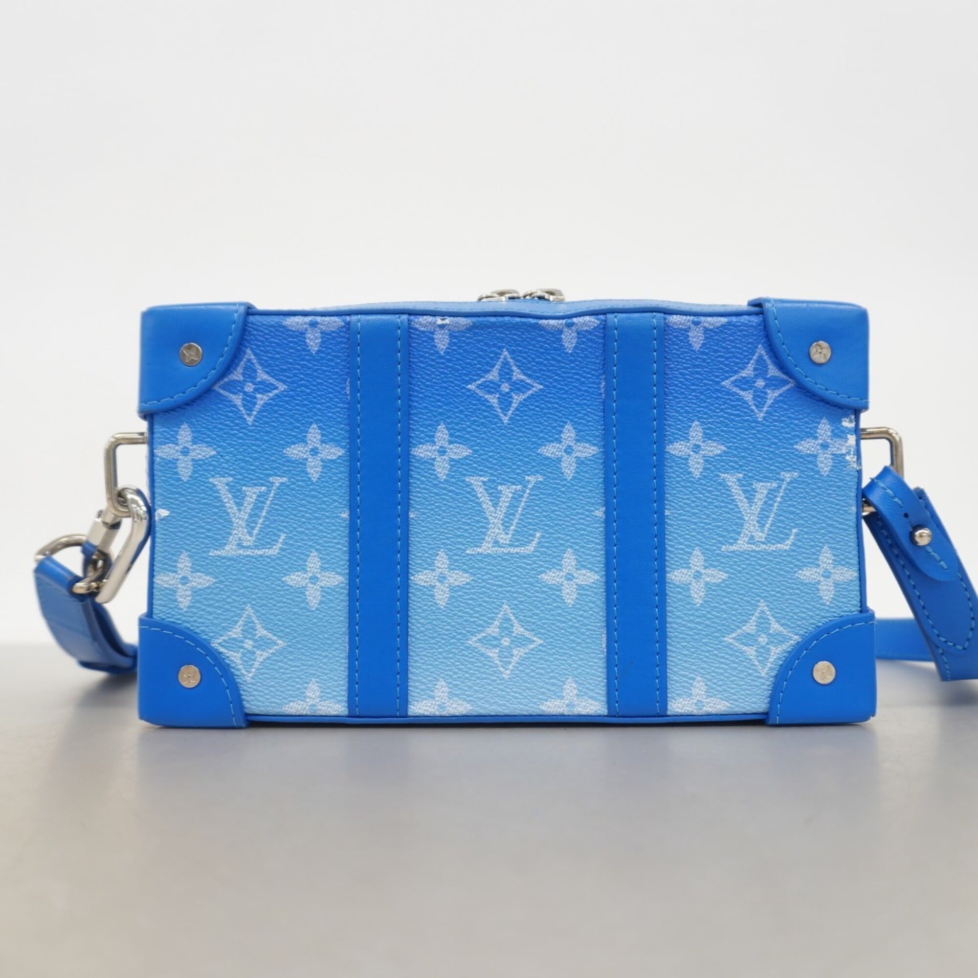 Louis Vuitton Blue White Shoulder Bag (Pre-Owned)