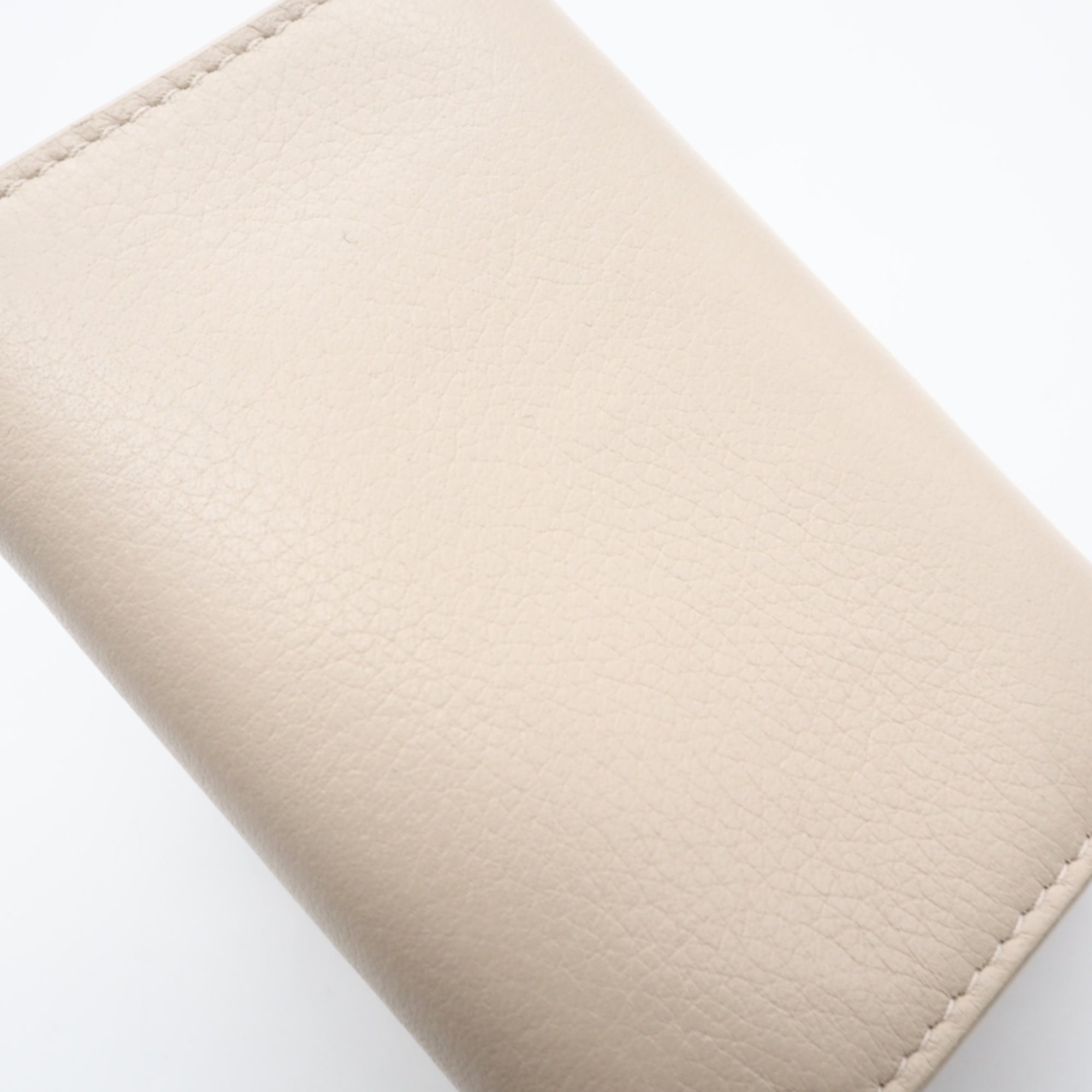 Yves Saint Laurent Beige Leather Wallet (Tri-Fold) (Pre-Owned)