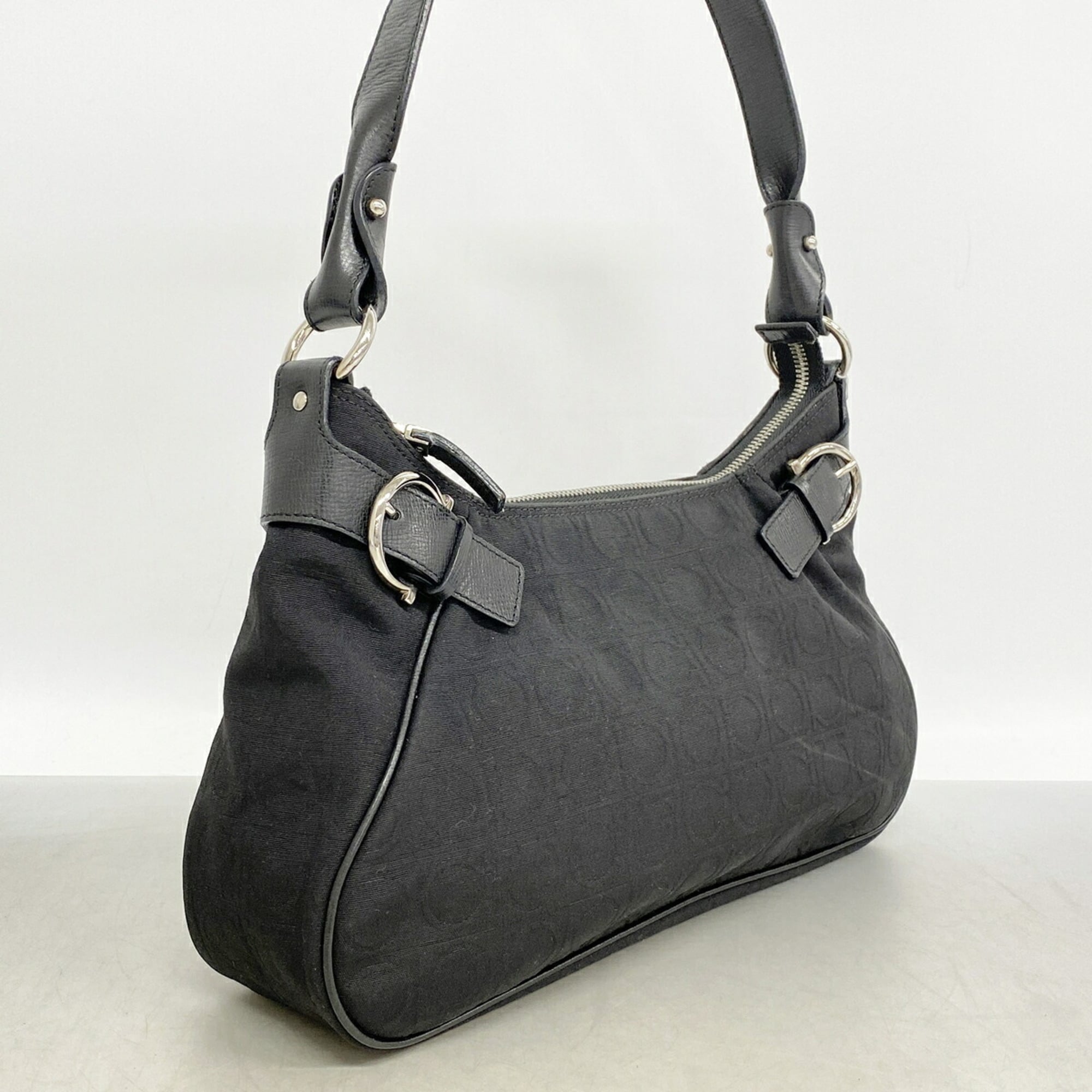 Salvatore Ferragamo Black Nylon Shoulder Bag (Pre-Owned)