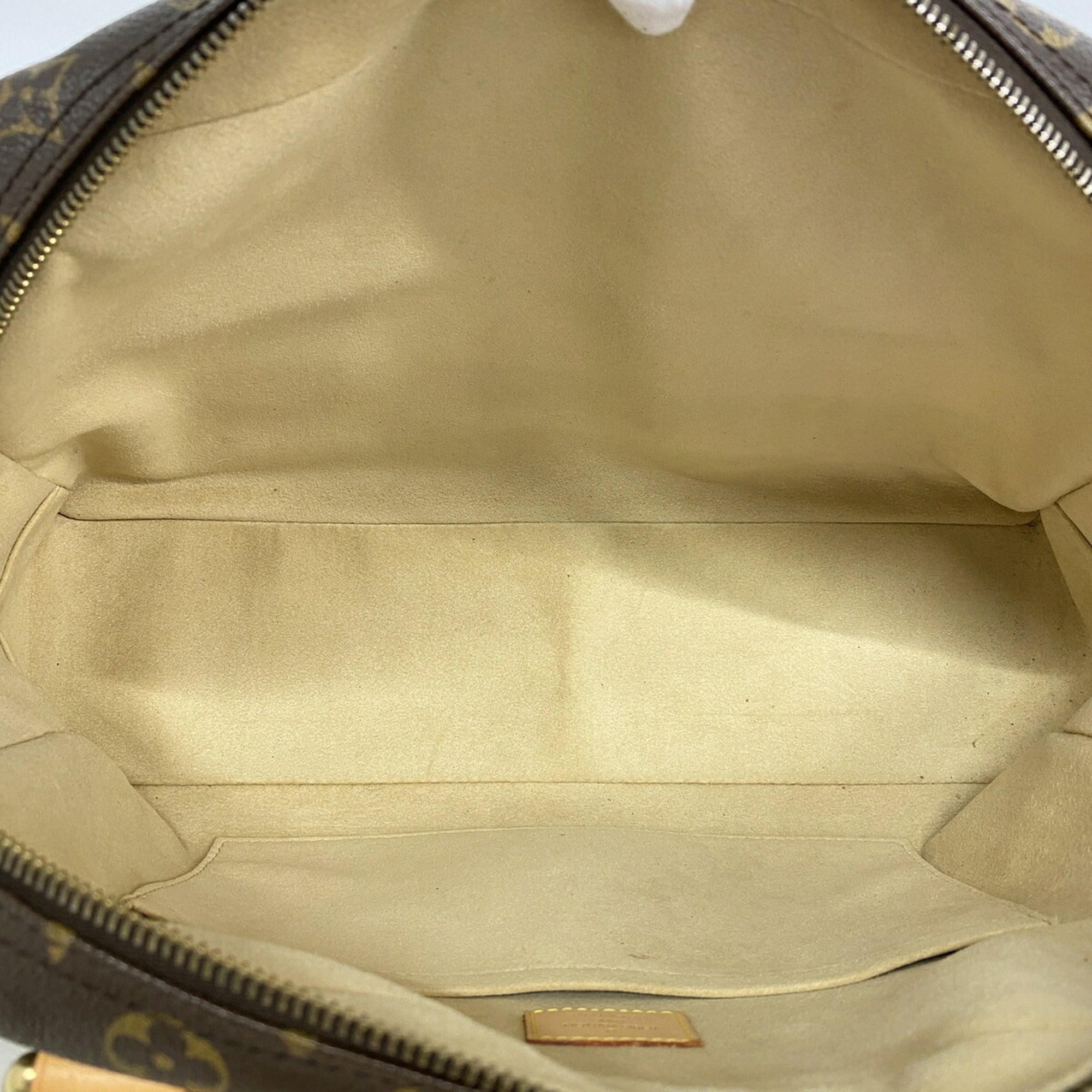 Louis Vuitton Brown Handbag (Pre-Owned)