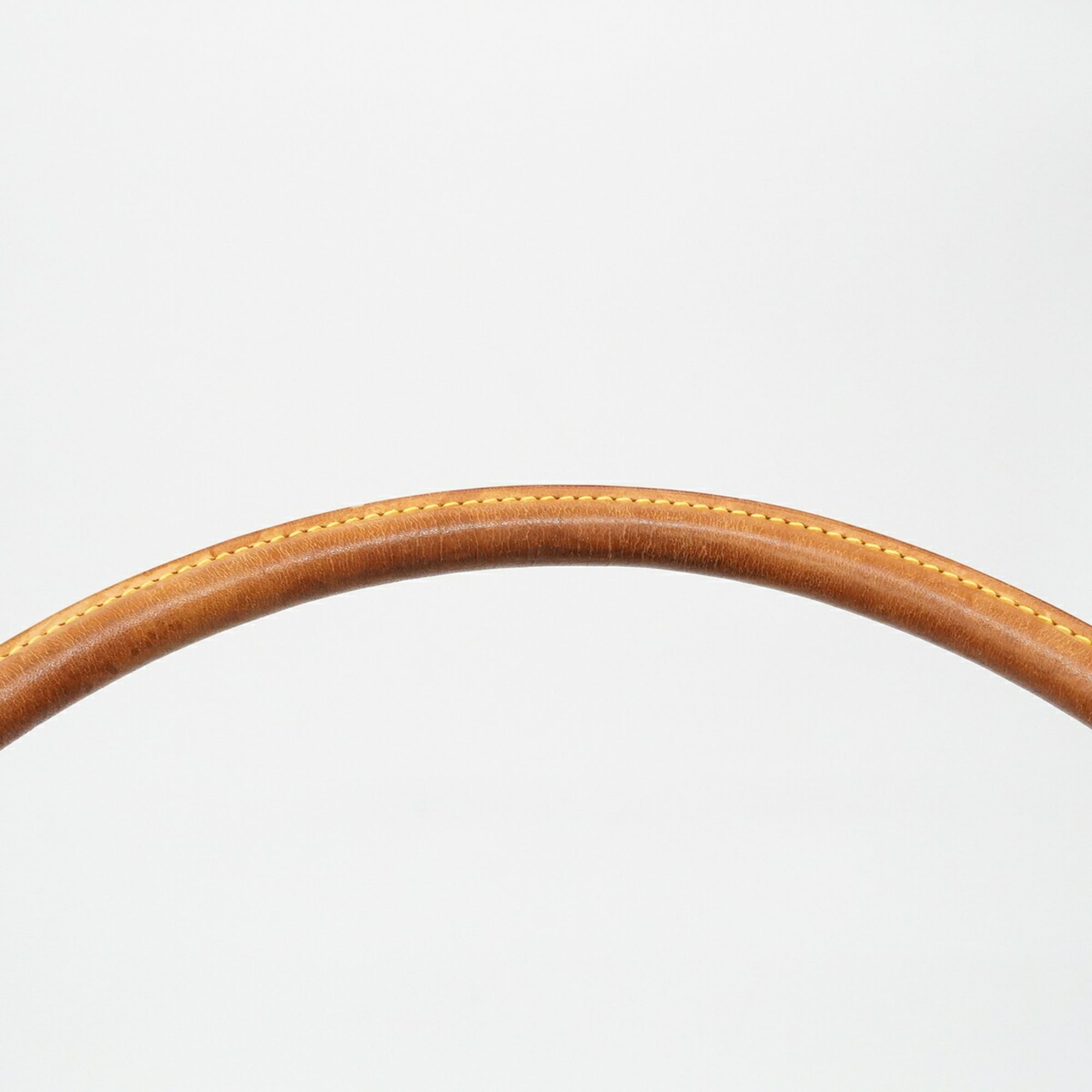 Louis Vuitton Brown Shoulder Bag (Pre-Owned)