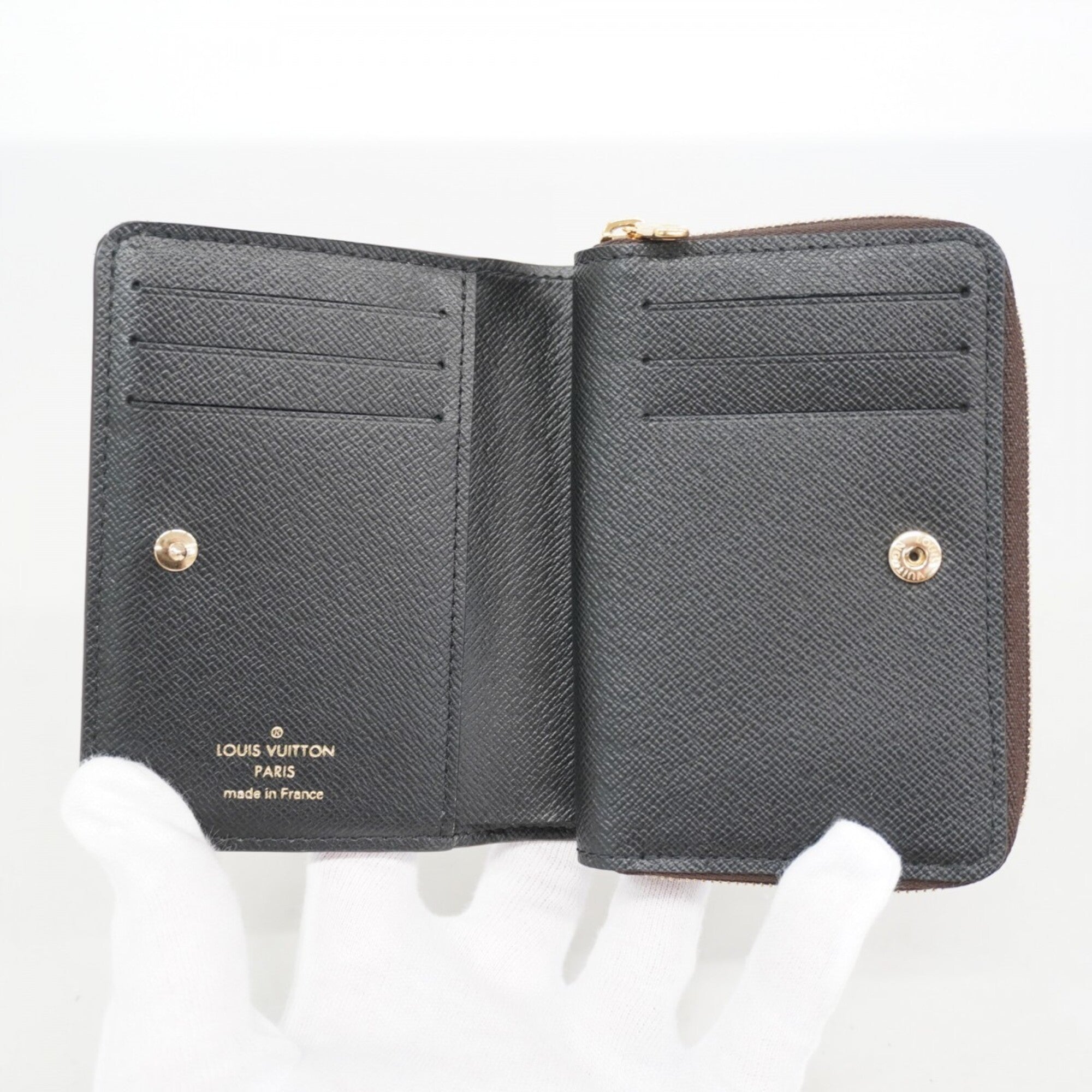 Louis Vuitton Brown Wallet (Bi-Fold) (Pre-Owned)