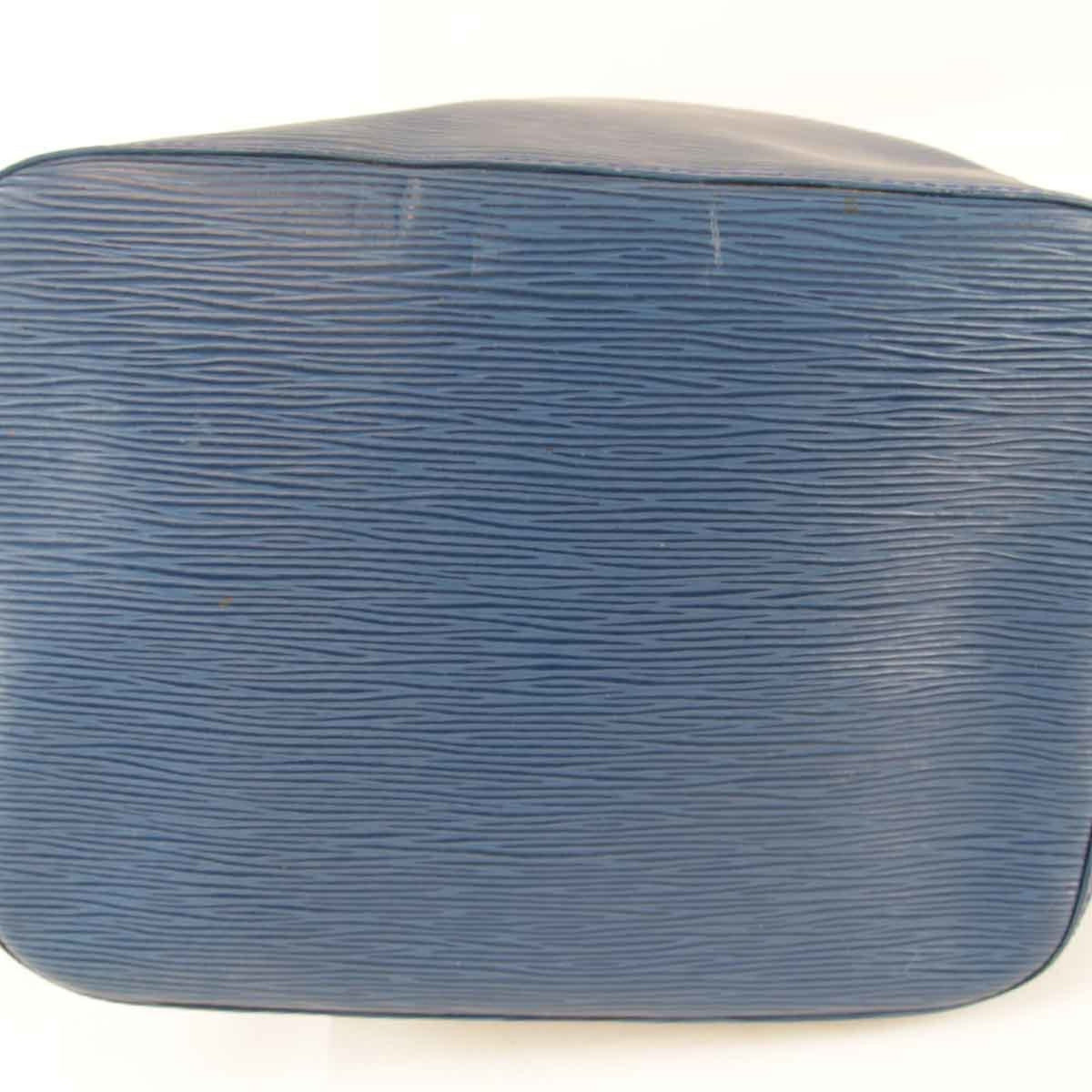 Louis Vuitton Blue Epi Leather Shoulder Bag (Pre-Owned)