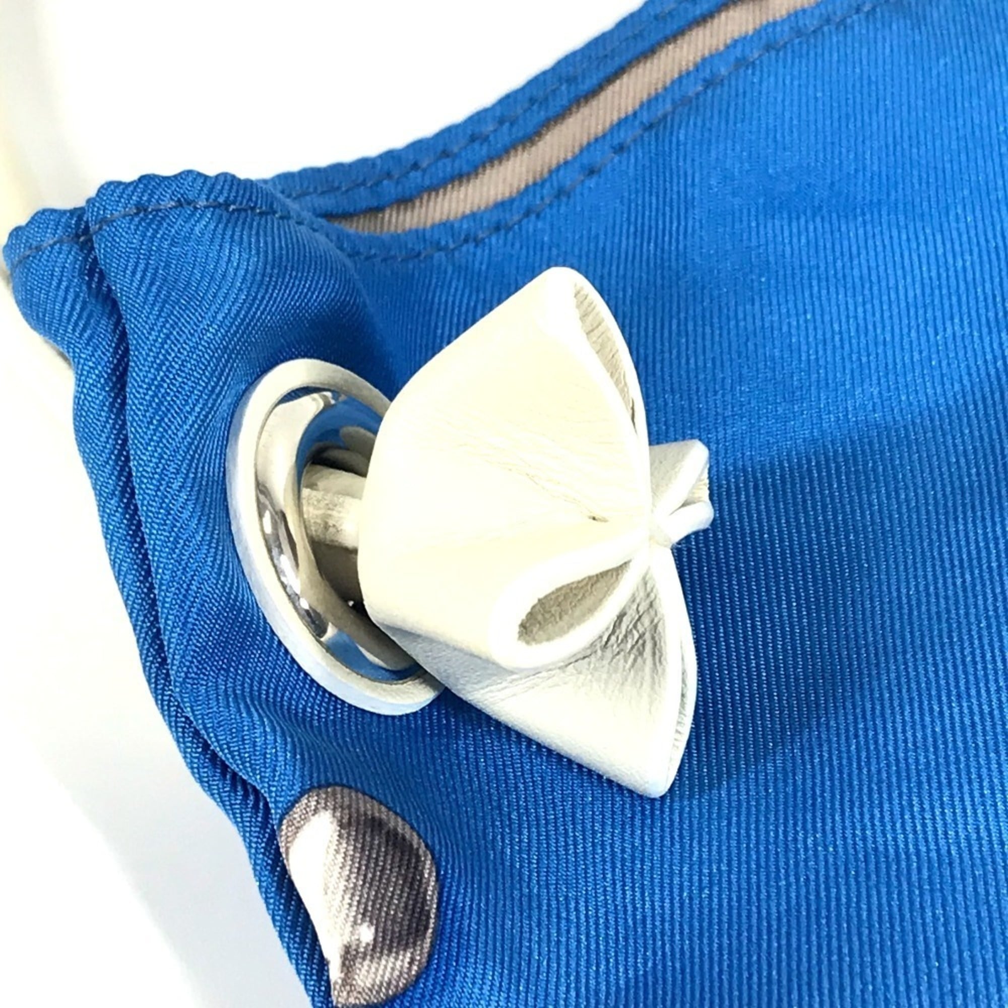 Hermes Blue White Silk Leather Shoulder Bag (Pre-Owned)