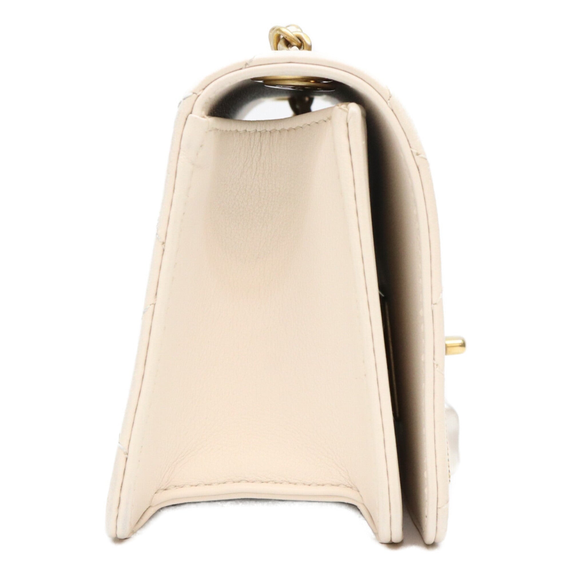 Chanel White Leather Shoulder Bag (Pre-Owned)