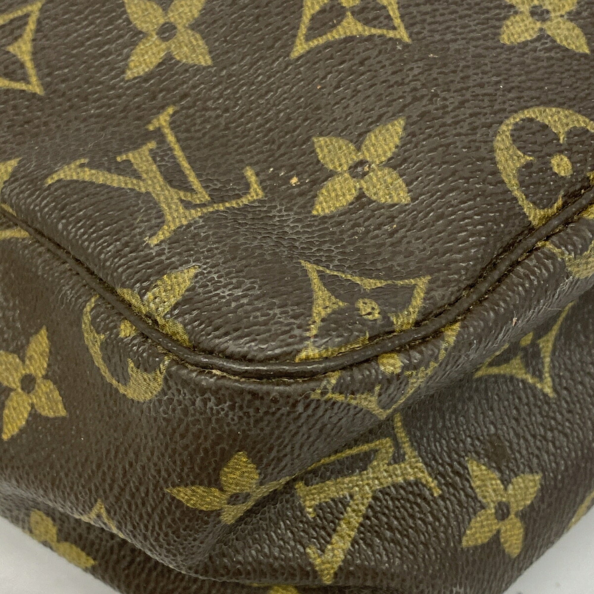 Louis Vuitton Brown Pouch (Pre-Owned)