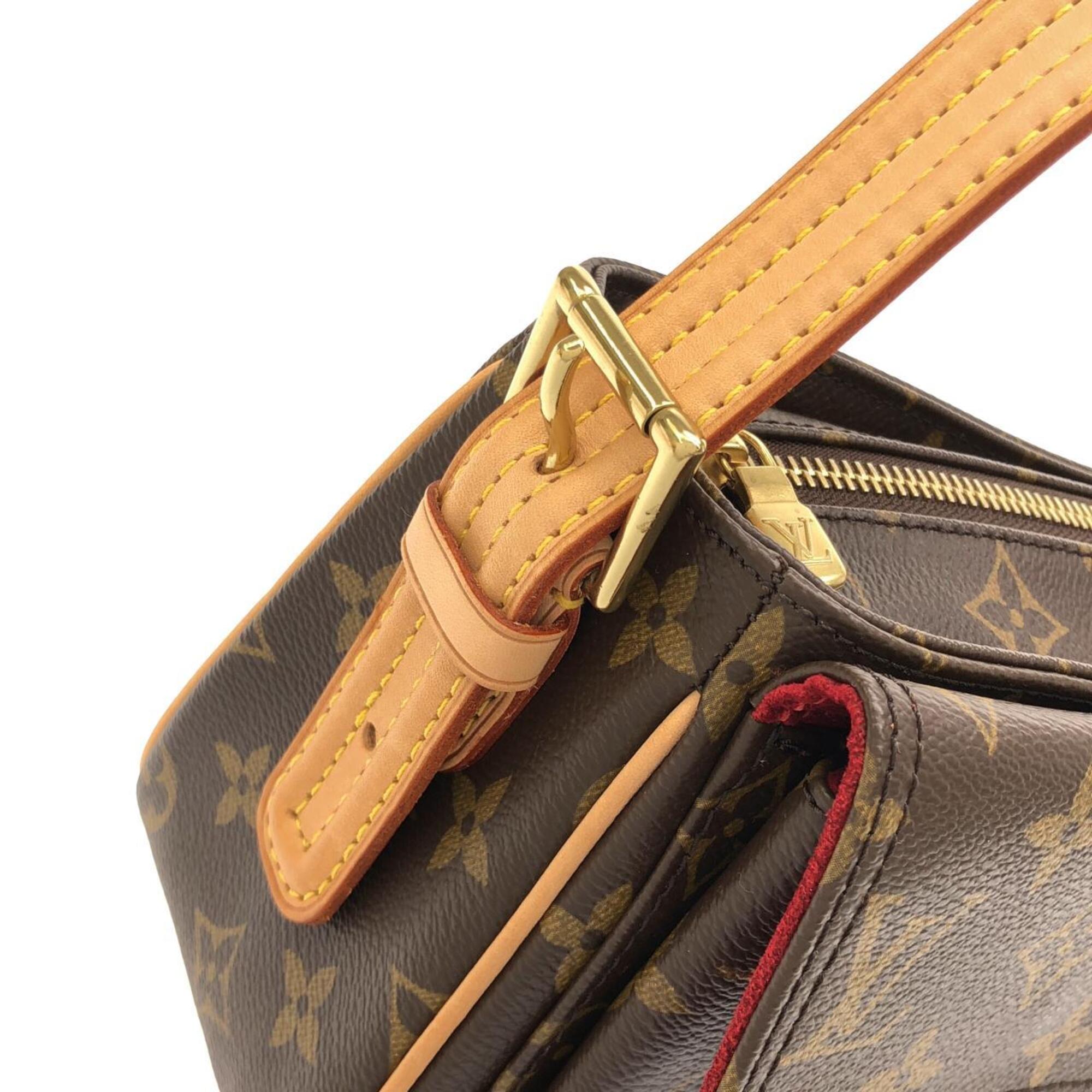 Louis Vuitton Marron Coated Canvas Shoulder Bag (Pre-Owned)