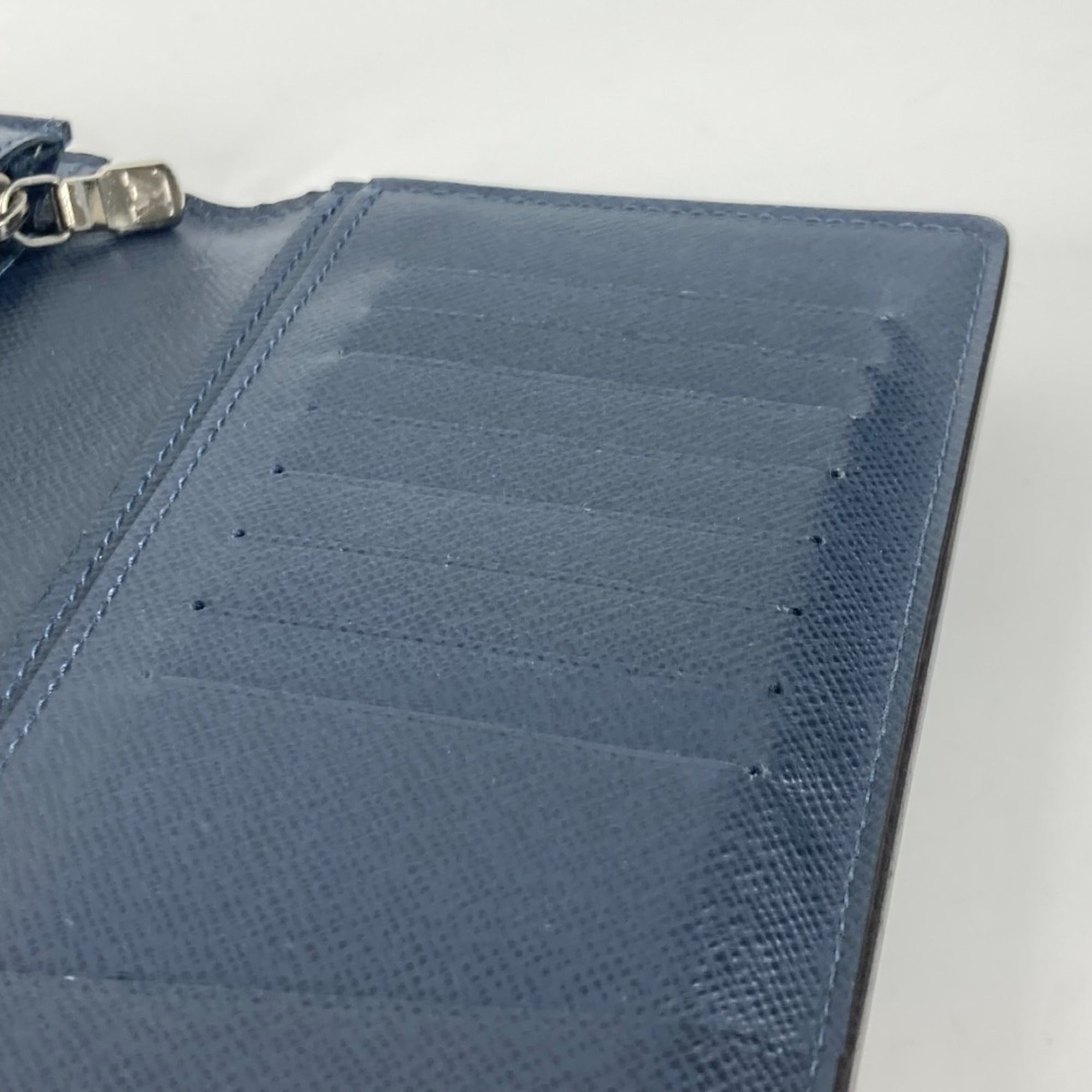 Louis Vuitton Navy Taiga Leather Long Wallet (Bi-Fold) (Pre-Owned)