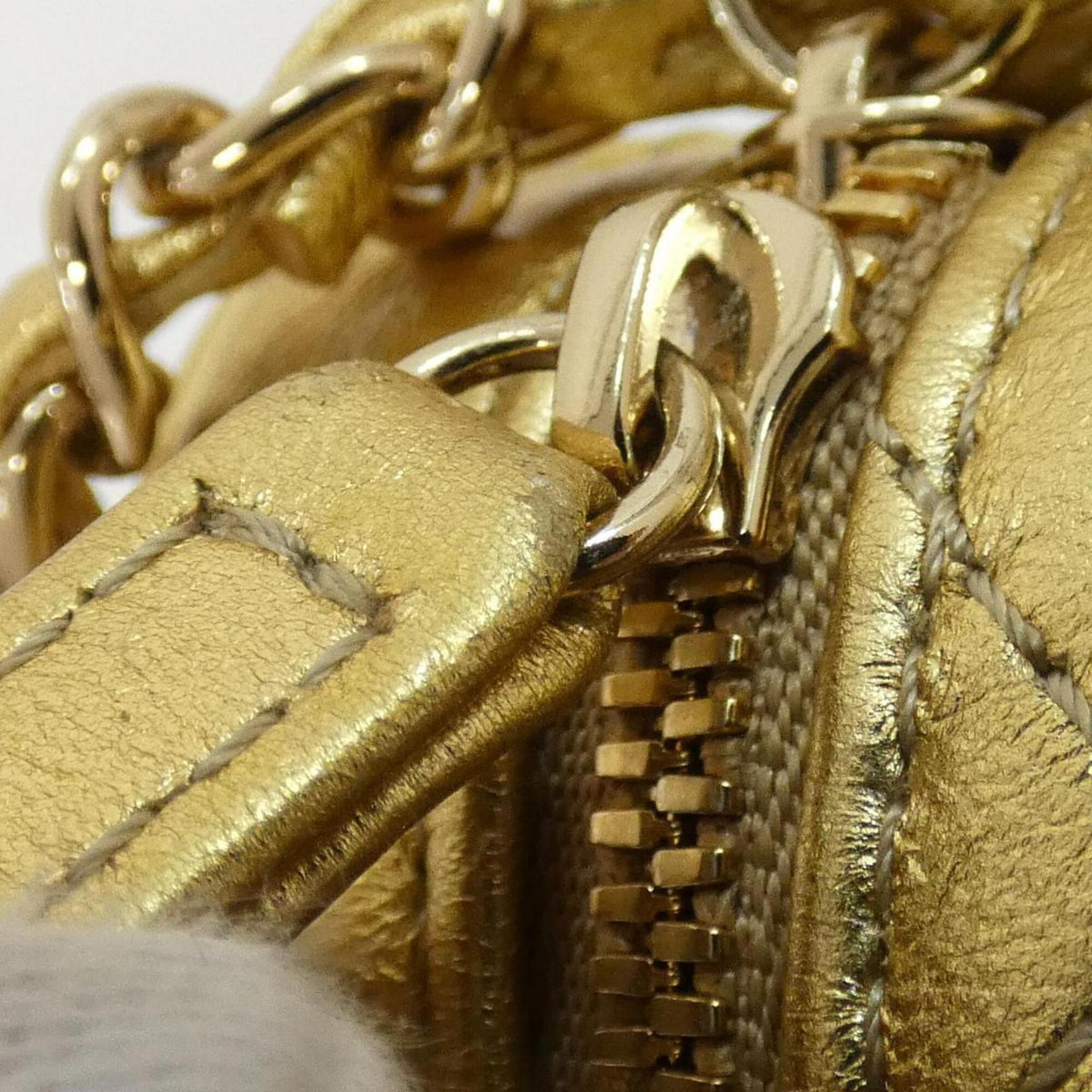 Chanel Gold Shoulder Bag (Pre-Owned)