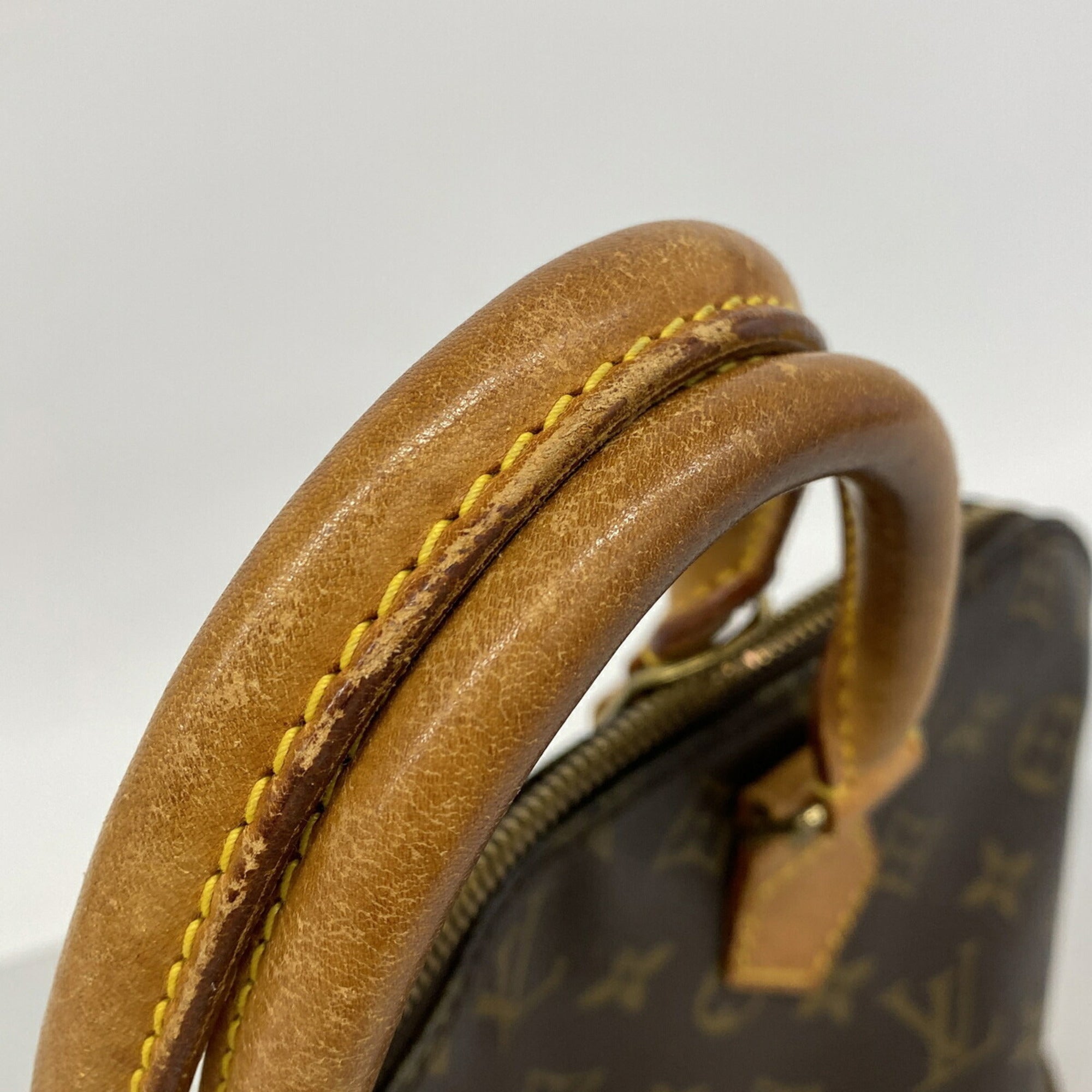 Louis Vuitton Brown Handbag (Pre-Owned)