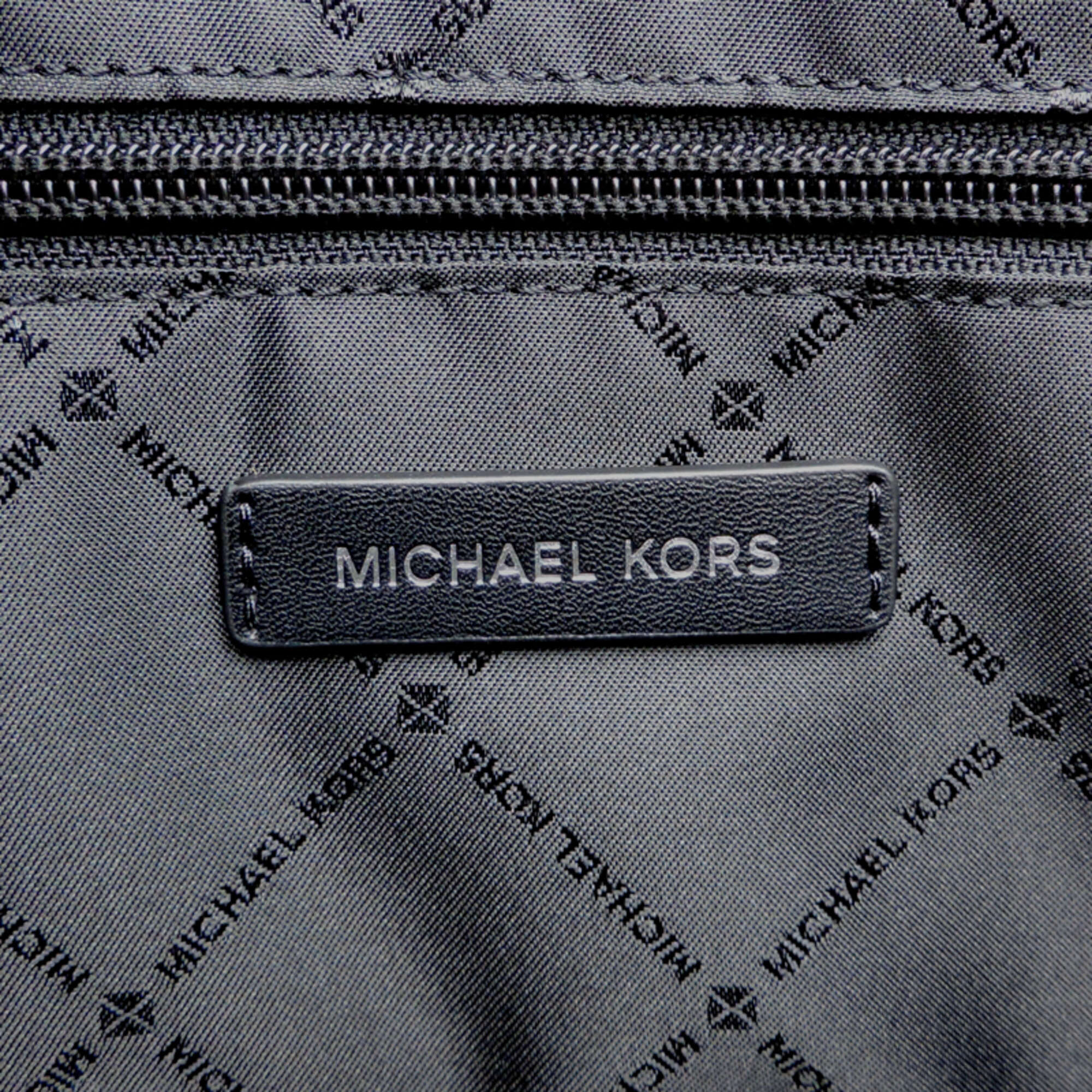 Michael Kors Black Leather Shoulder Bag Tote Bag (Pre-Owned)