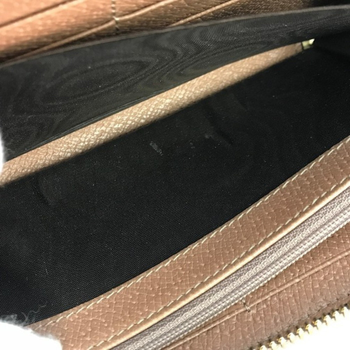 Gucci Pink Beige Gg Canvas Long Wallet (Bi-Fold) (Pre-Owned)