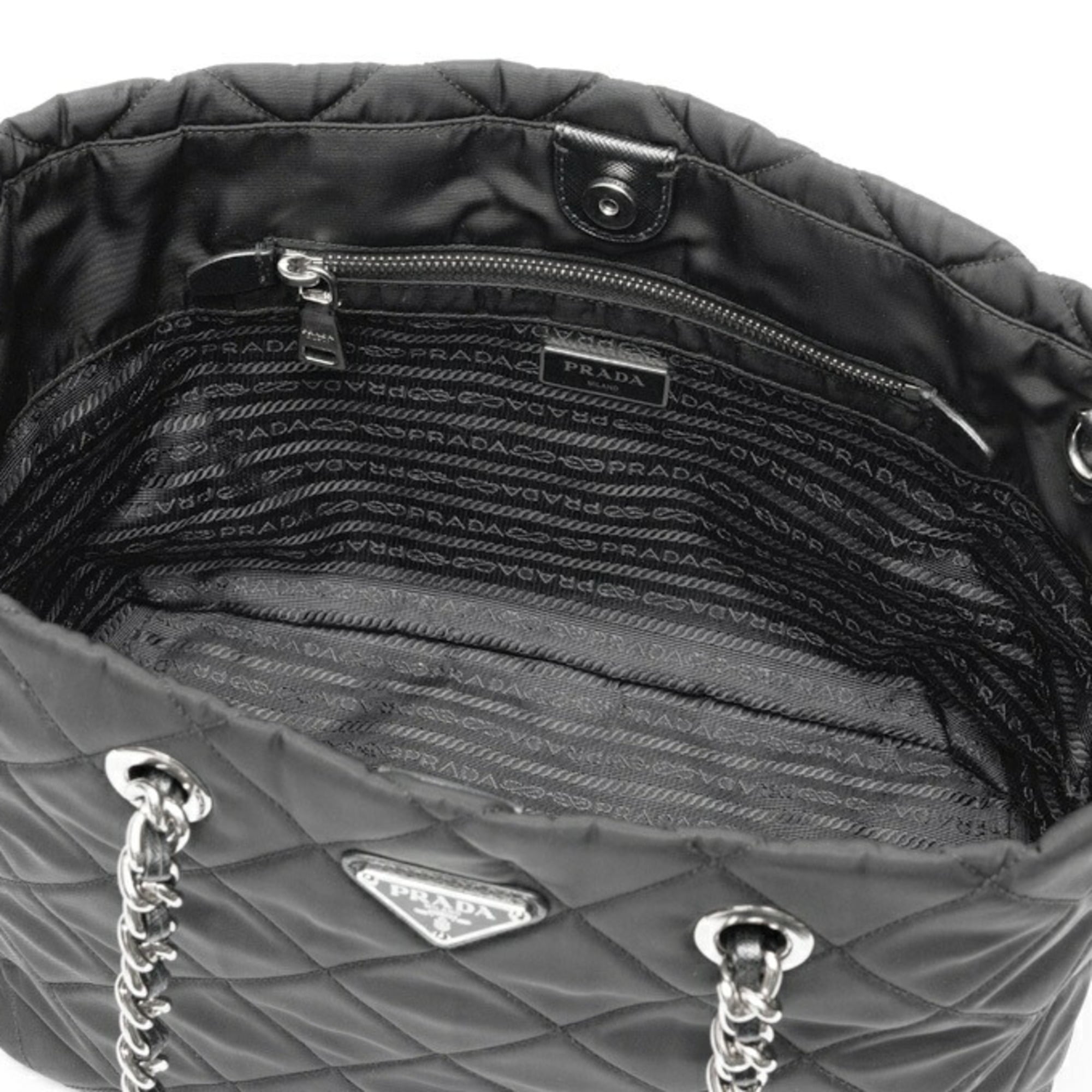 Prada Black Nylon Tote Bag (Pre-Owned)