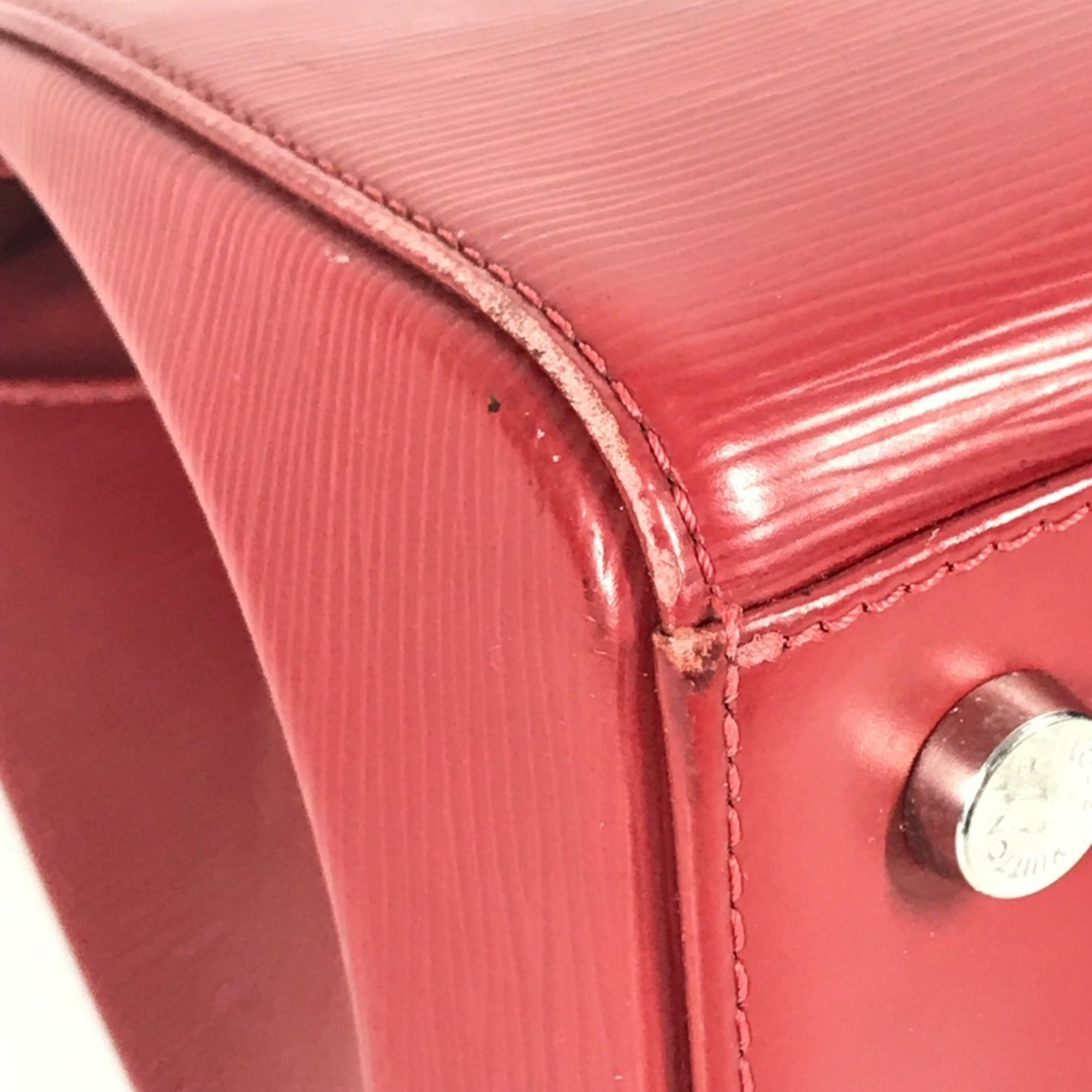Louis Vuitton Carmine Red Color Epi Leather Handbag Shoulder Bag Tote Bag (Pre-Owned)