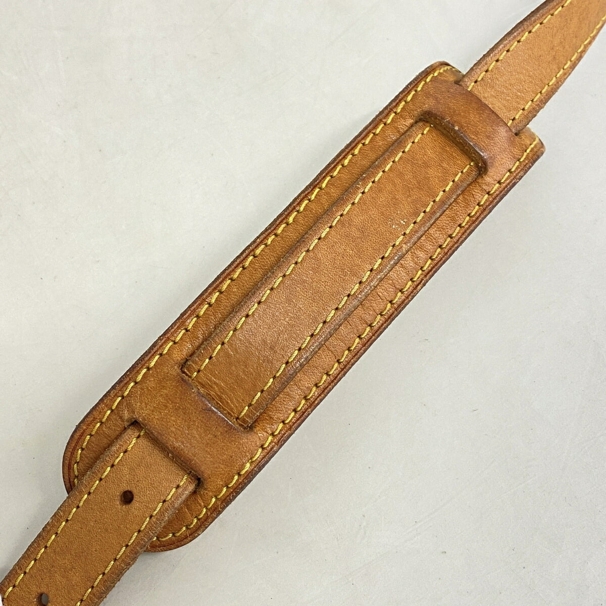 Louis Vuitton Brown Shoulder Bag (Pre-Owned)