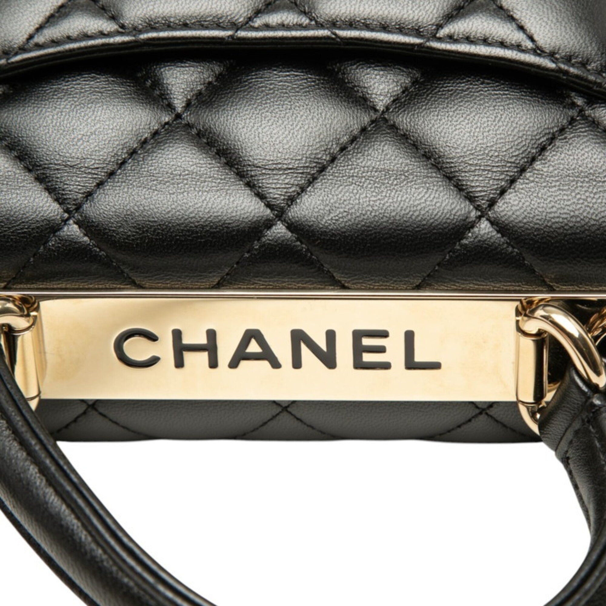 Chanel Black Leather Handbag Shoulder Bag (Pre-Owned)
