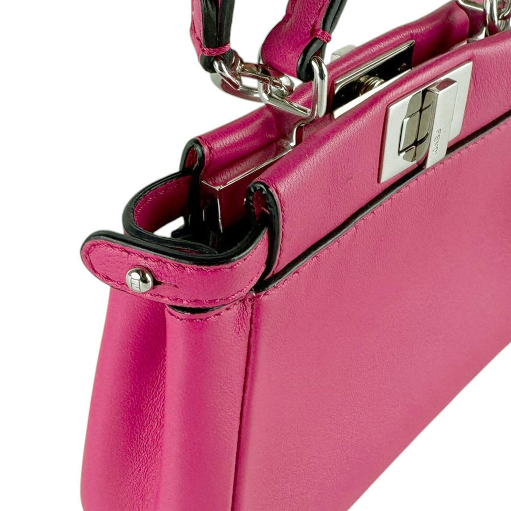 Fendi Pink Leather Shoulder Bag (Pre-Owned)